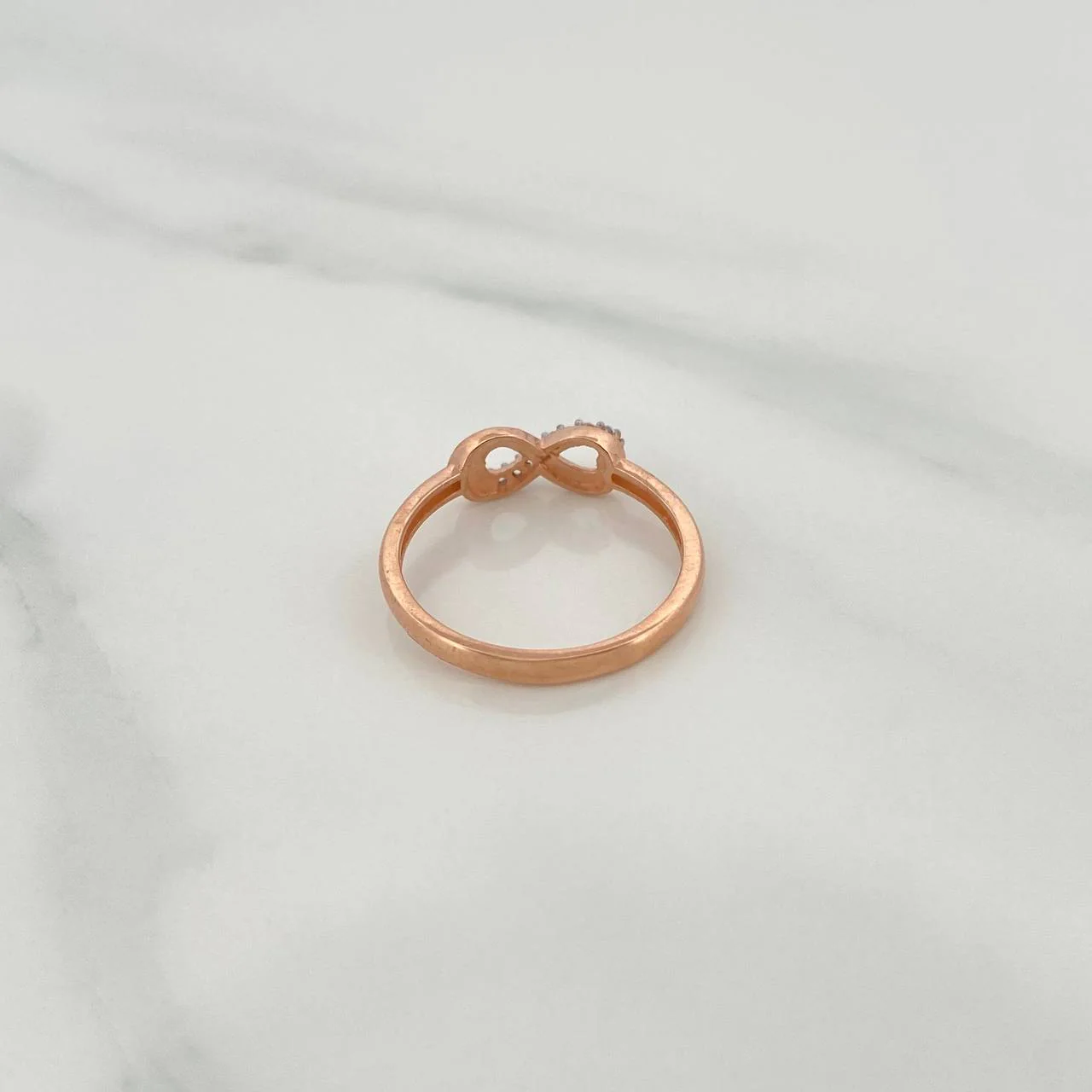 Anillo Infinito 1.9gr / T6 1/4 / Dos Oros 18K % - Image 4
