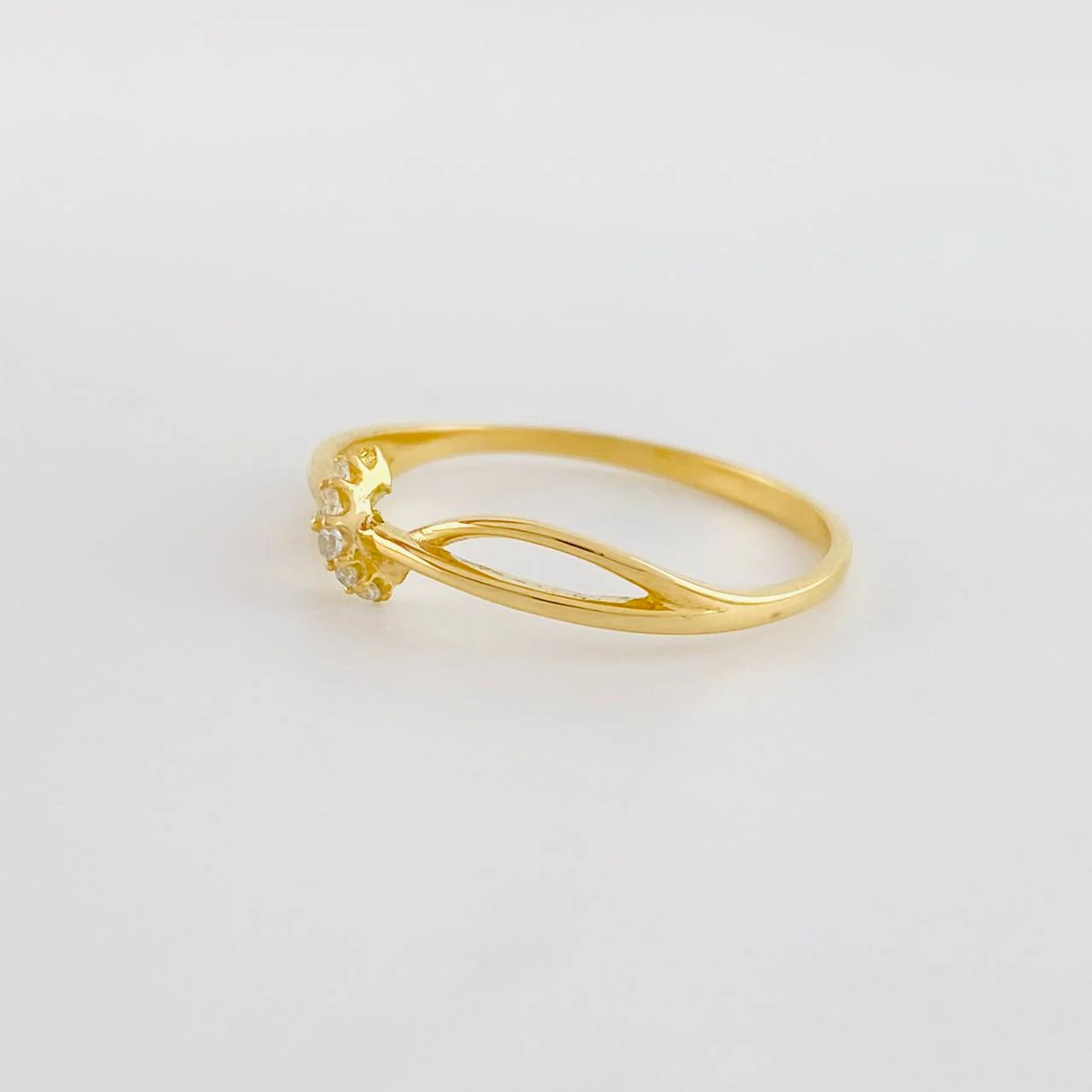 Anillo Infinito entrelazado 1.25g / T6 1/2 Oro Amarillo 18K - Image 2
