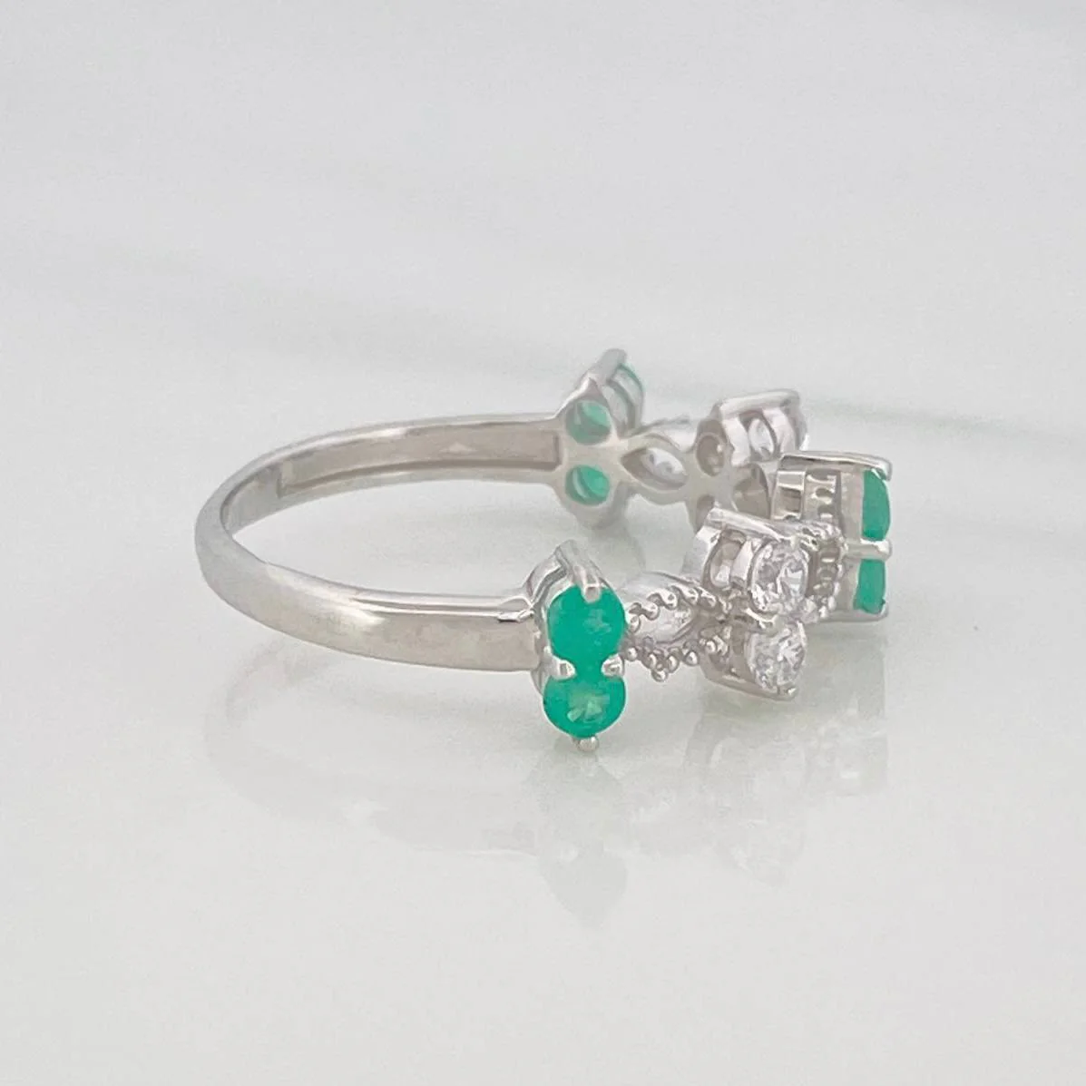 Anillo Infinito Zigzag Esmeralda 39 Pts 1.95 g / T7 1/4 Plata 925 - Image 2