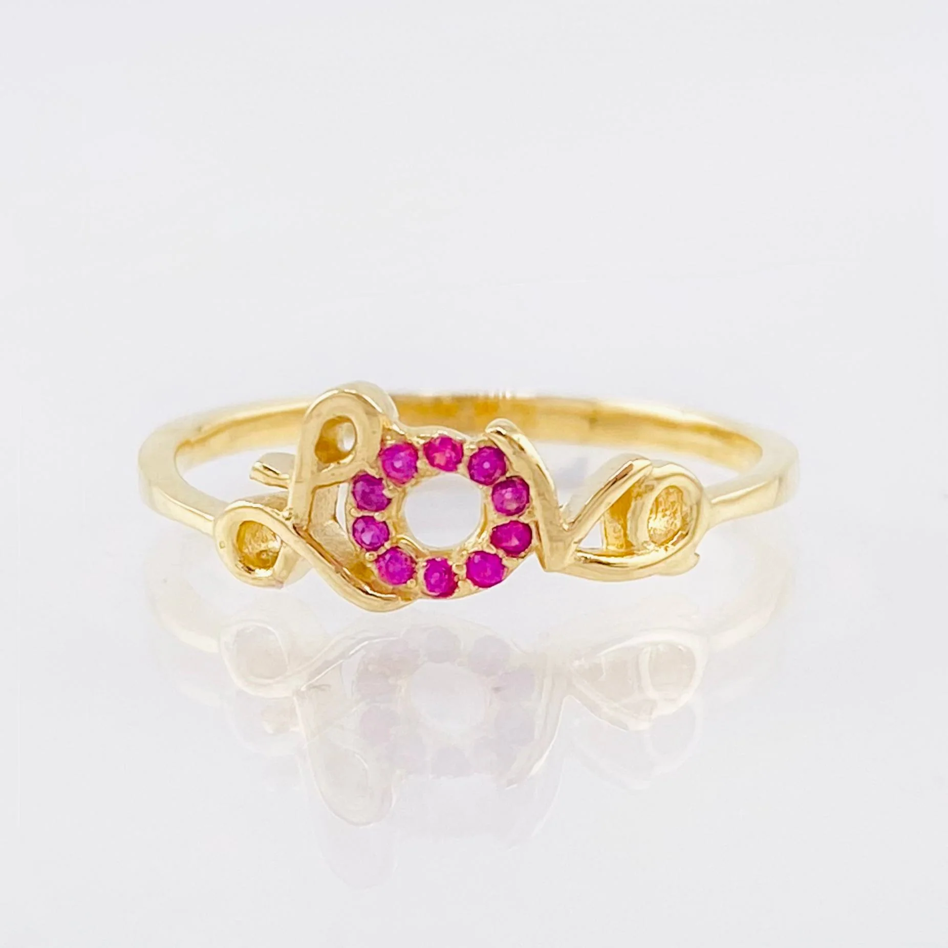 Anillo Love 1.8gr / T7 1/4 / Oro Amarillo 18K