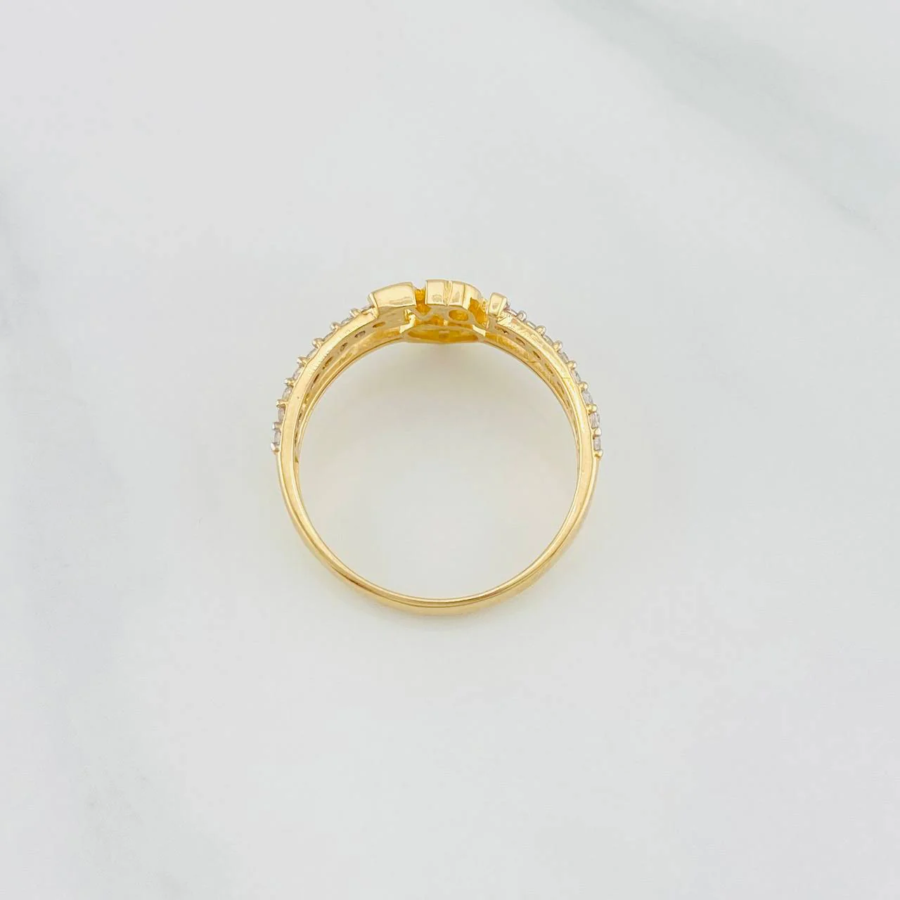 Anillo Love Corazón 2.85g / T7 1/4 Dos Oros Amarillo Blanco 18K - Image 3
