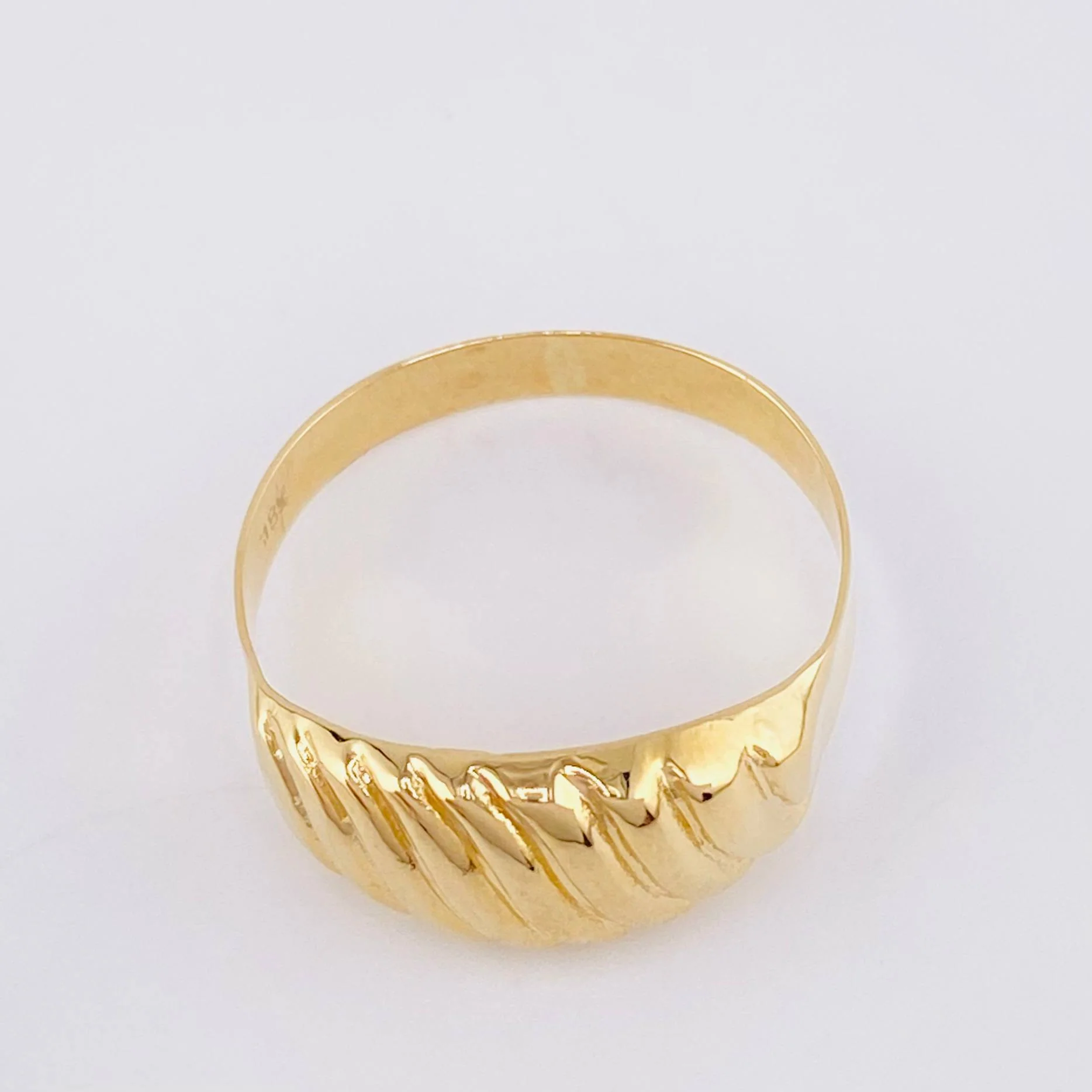 Anillo Multilíneas Paralelas 1.65 g / T6 Oro Amarillo 18K - Image 3