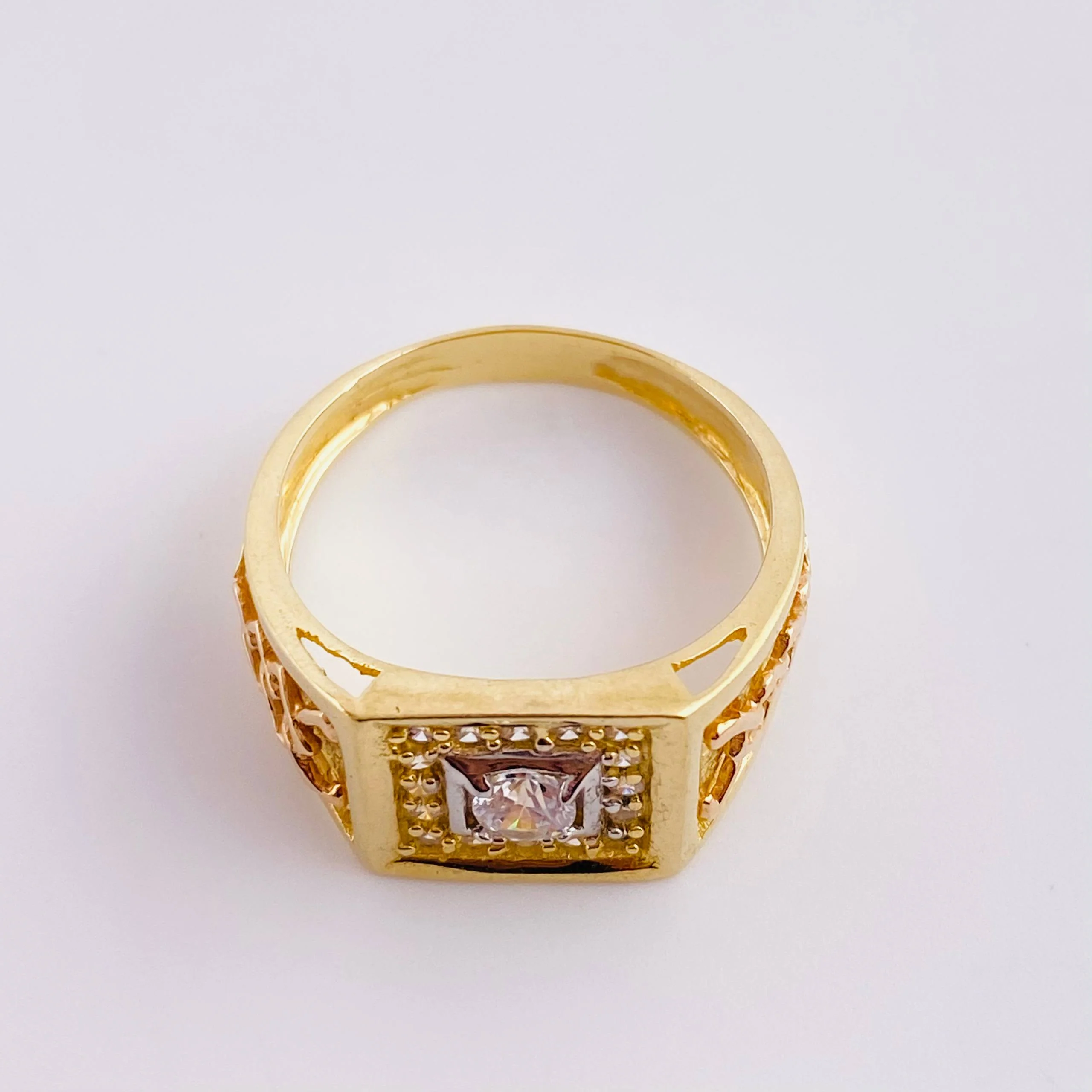 Anillo Resplandor Elegante 5.95g / T10 Tres Oros 18K - Image 3