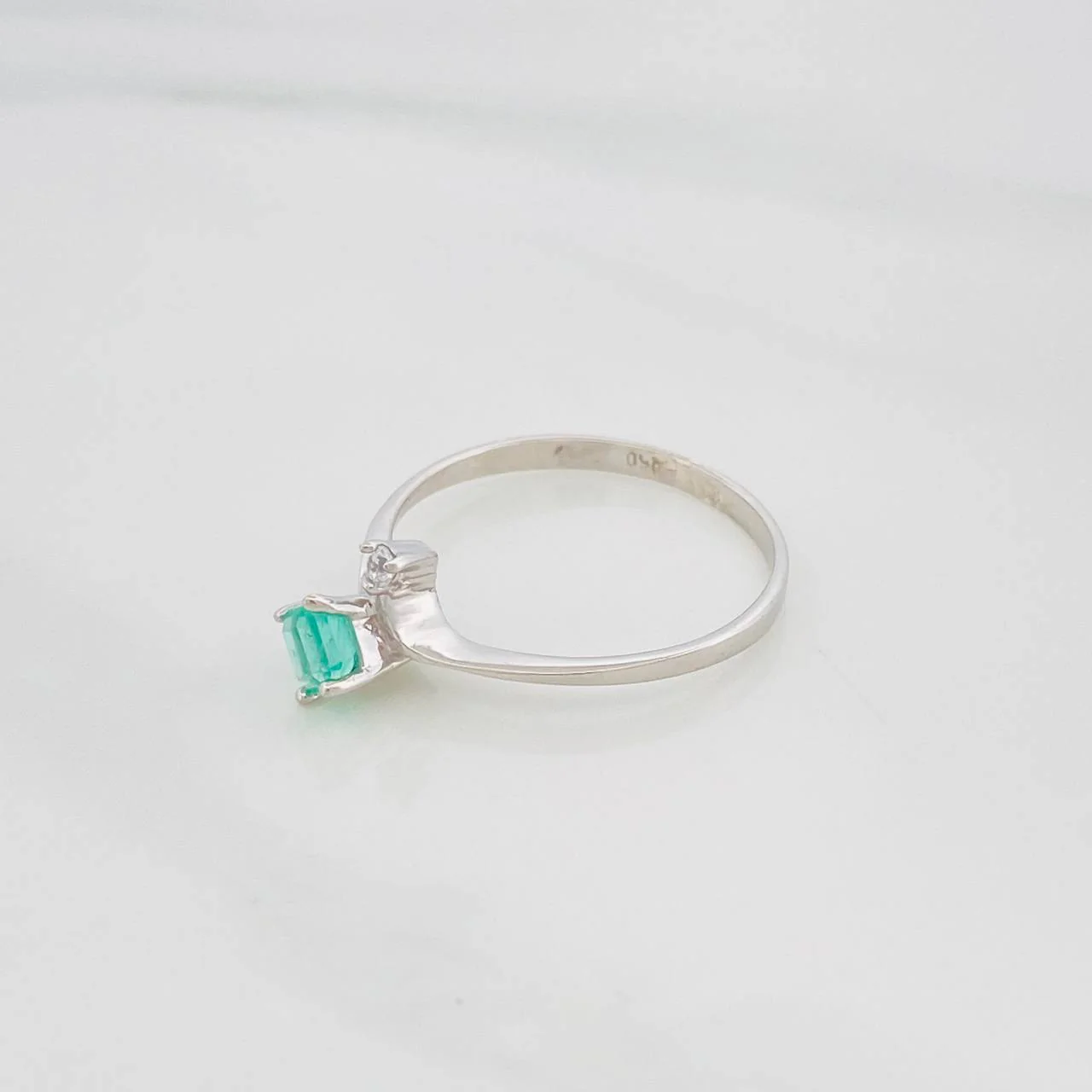 Anillo Rombo Esmeralda 22 Pts 1 g / T6 1/2 Plata 925 - Image 2