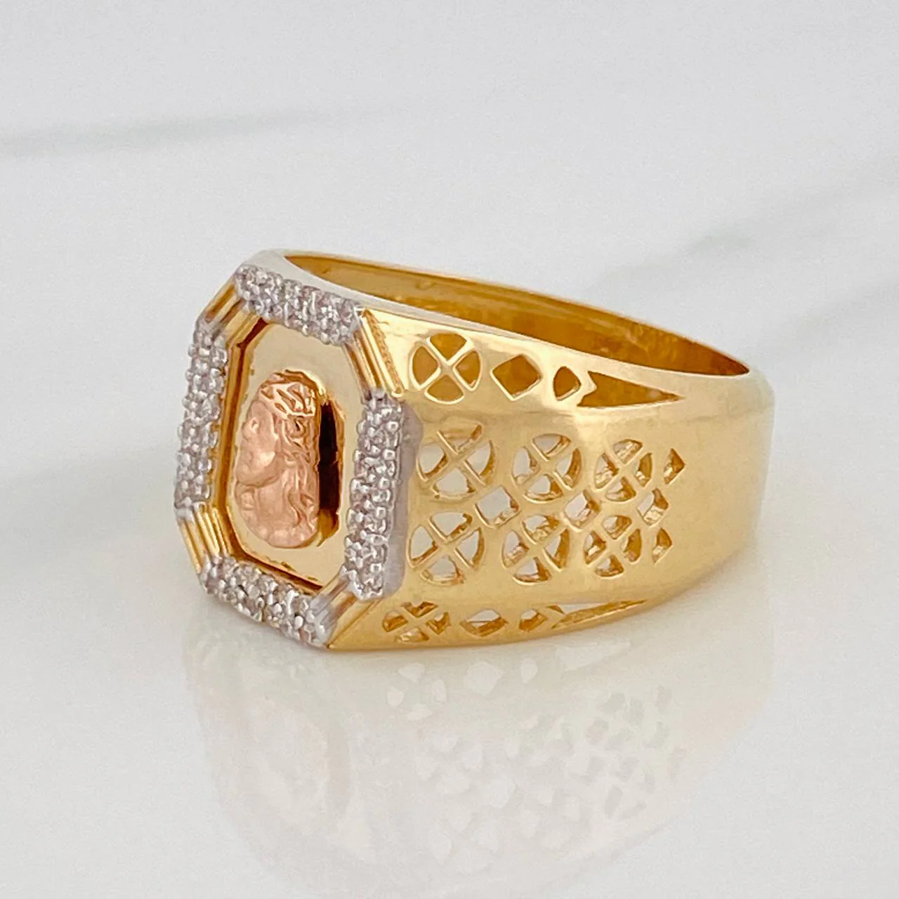 Anillo Rostro Cristo 8.15g / T9 3/4 Tres Oros 18K - Image 2