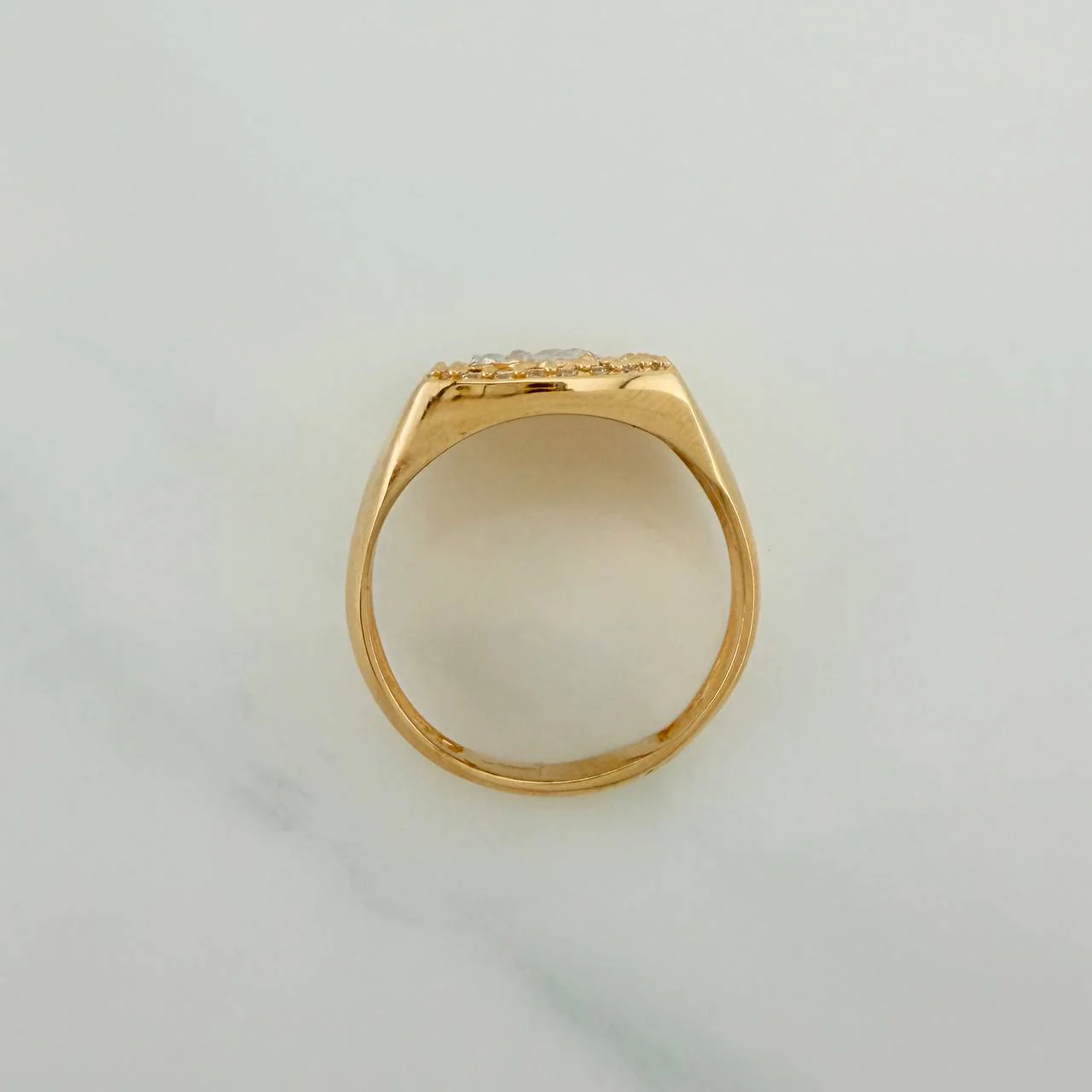 Anillo Sello Caballo 8.7gr / T9 / Dos Oros Amarillo Blanco 18K - Image 3