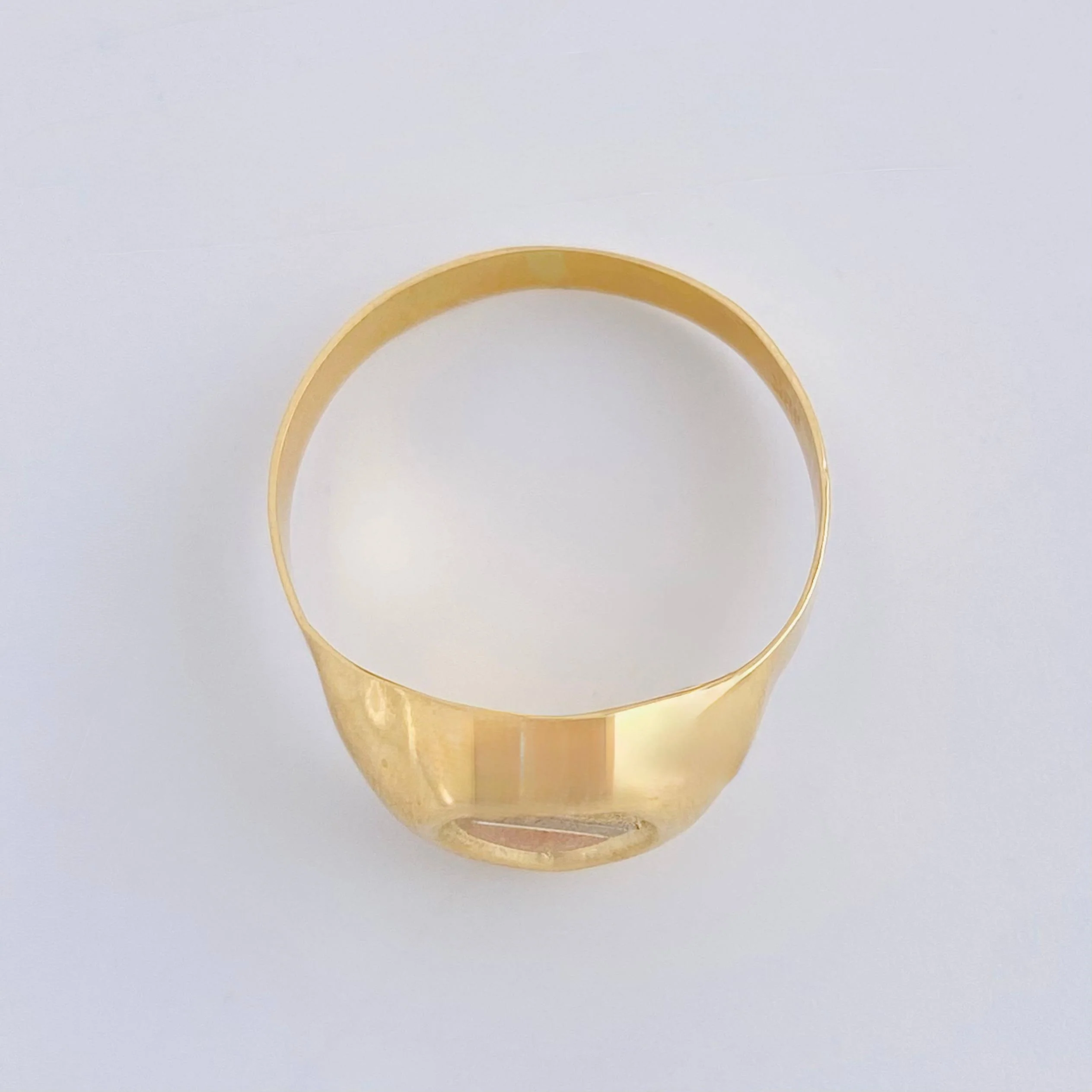 Anillo Sello Corazón 1.8 g / T8 1/4 Tres Oros 18K - Image 3