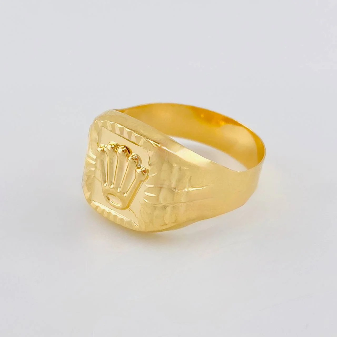 Anillo Sello Corona 2.65 g / T9 1/2 Oro Amarillo 18K - Image 3