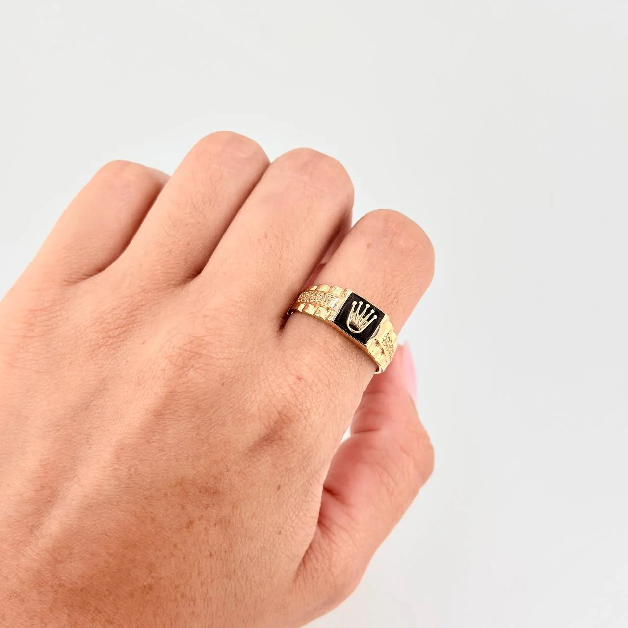 Anillo Sello Corona 4 g / T10 1/2 Oro Amarillo 18K - Image 4