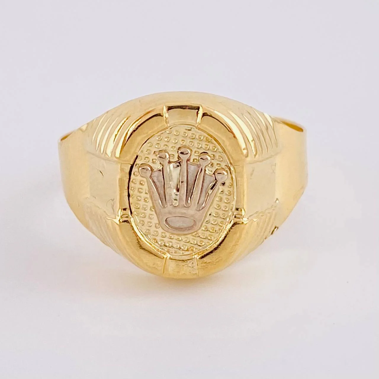 Anillo Sello Corona Ovalado Con Marco 3.75 g / T11 1/4 Dos Oros Amarillo Blanco 18K