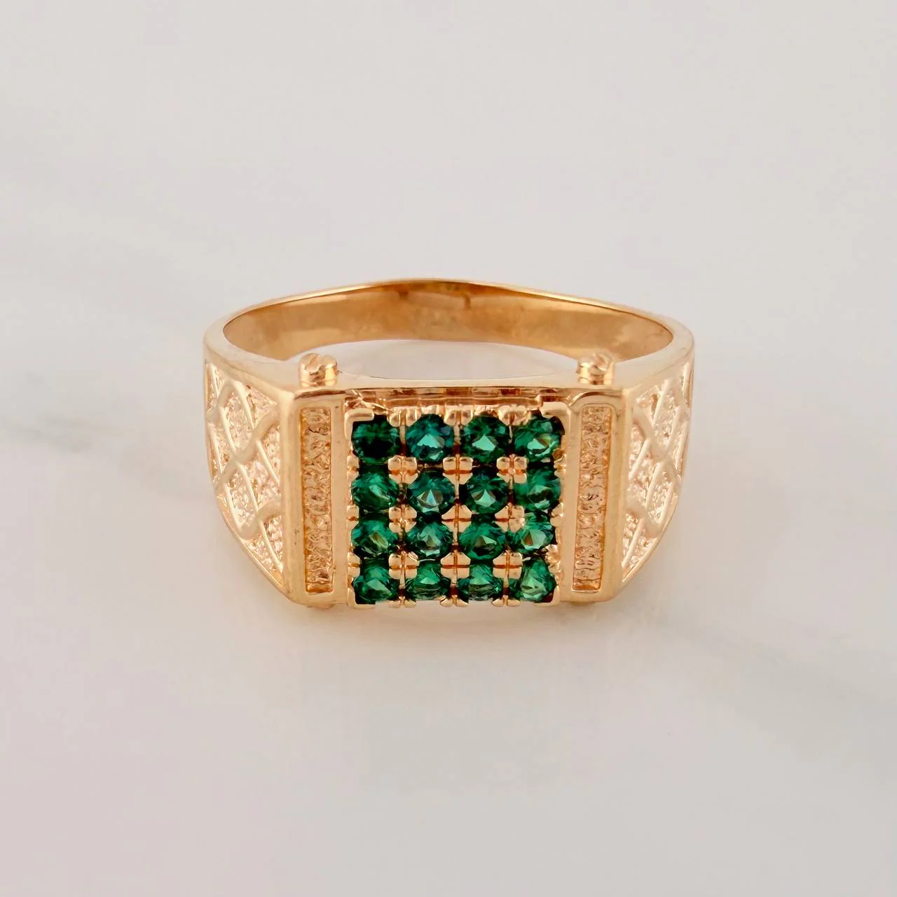 Anillo Sello Cuadrado 4.75gr / T9 / Oro Amarillo 18K