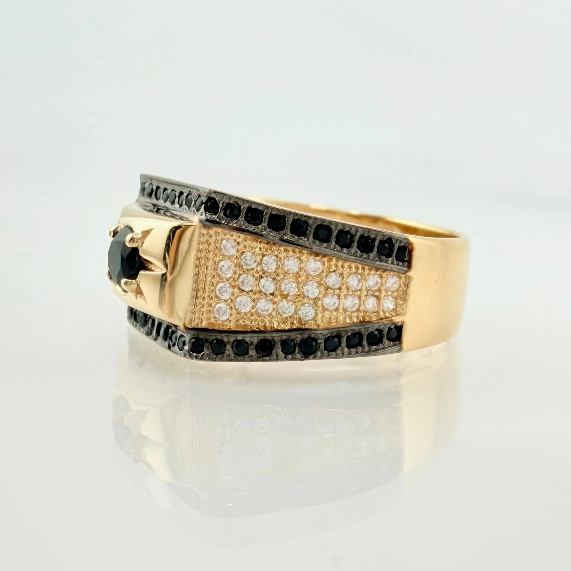 Anillo Sello Estrellado 5gr / T10 / Oro Amarillo 18K - Image 2