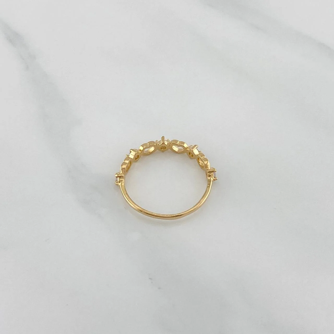 Anillo Siluetas Corazones 1.35 g / T6 1/2 Oro Amarillo 18K - Image 4