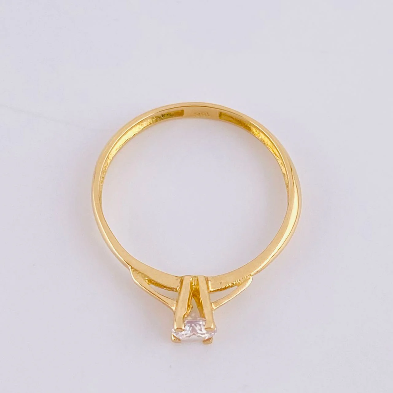Anillo Solitario 1.6 g / T7 Oro Amarillo 18K - Image 3