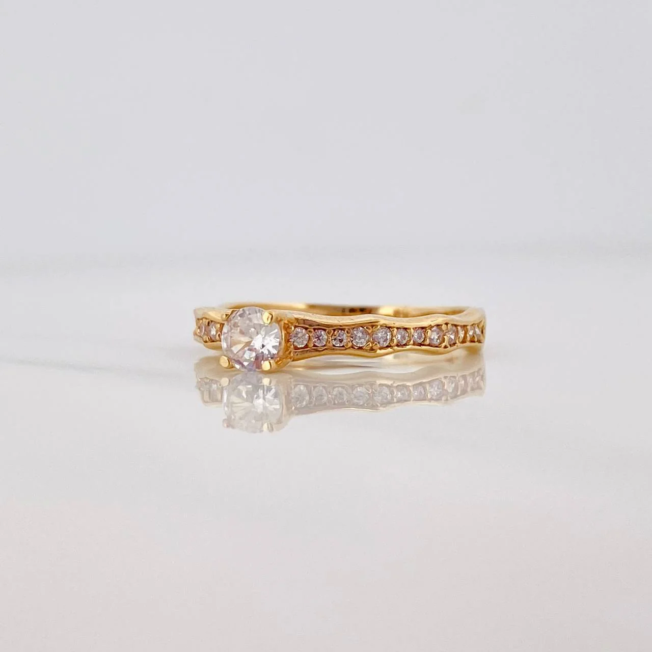 Anillo Solitario 2.1 g / T6 3/4 Oro Amarillo 18K - Image 2