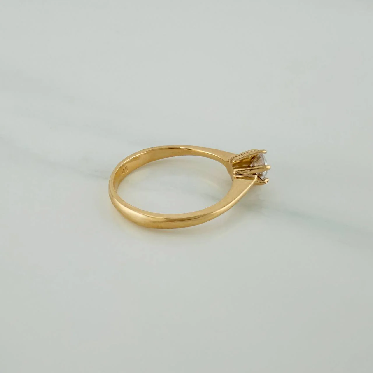 Anillo Solitario 2.55gr / T6 / 2.2cm / Oro Amarillo 18K - Image 3