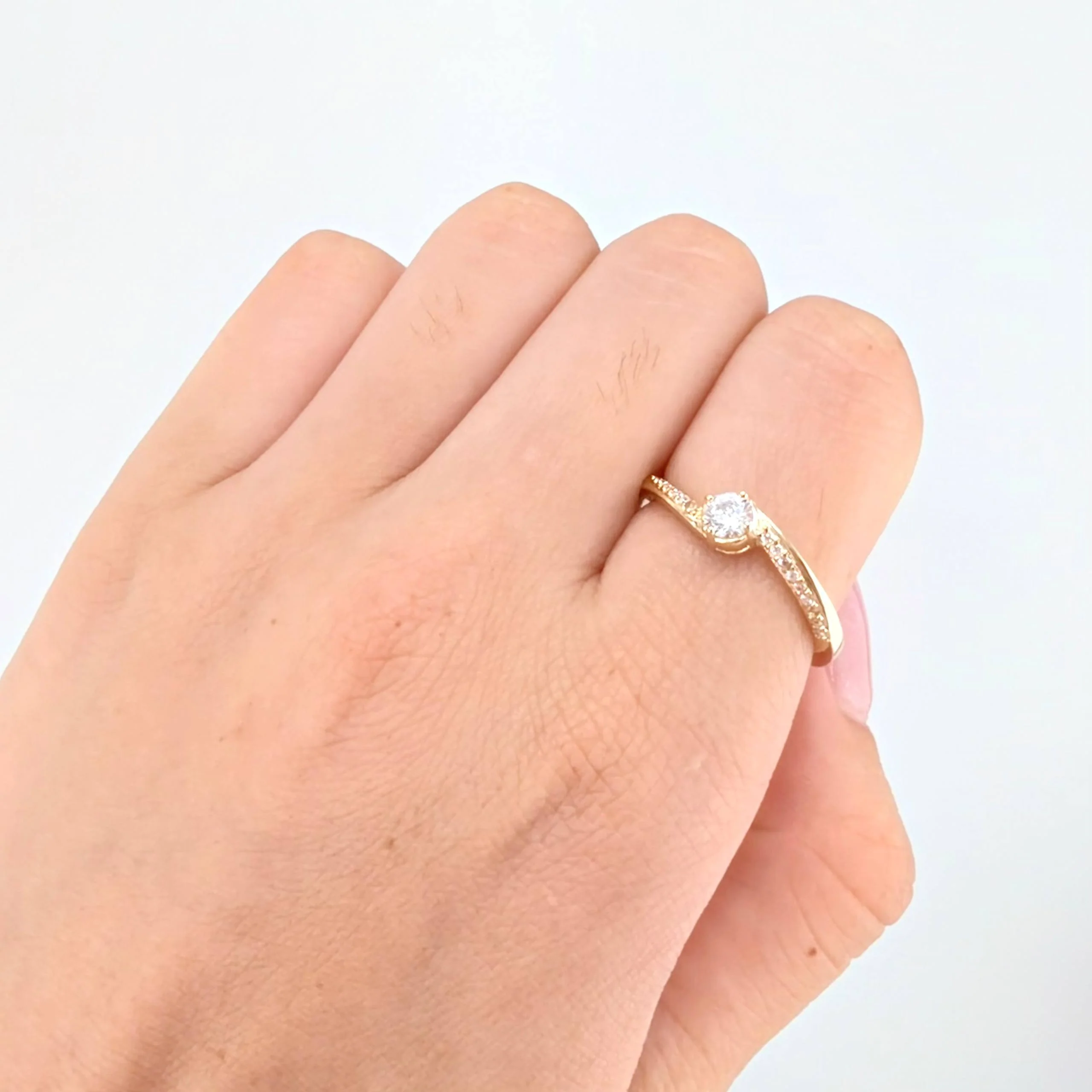 Anillo Solitario 2.65gr / T7 1/2 / Oro Amarillo 18K - Image 4