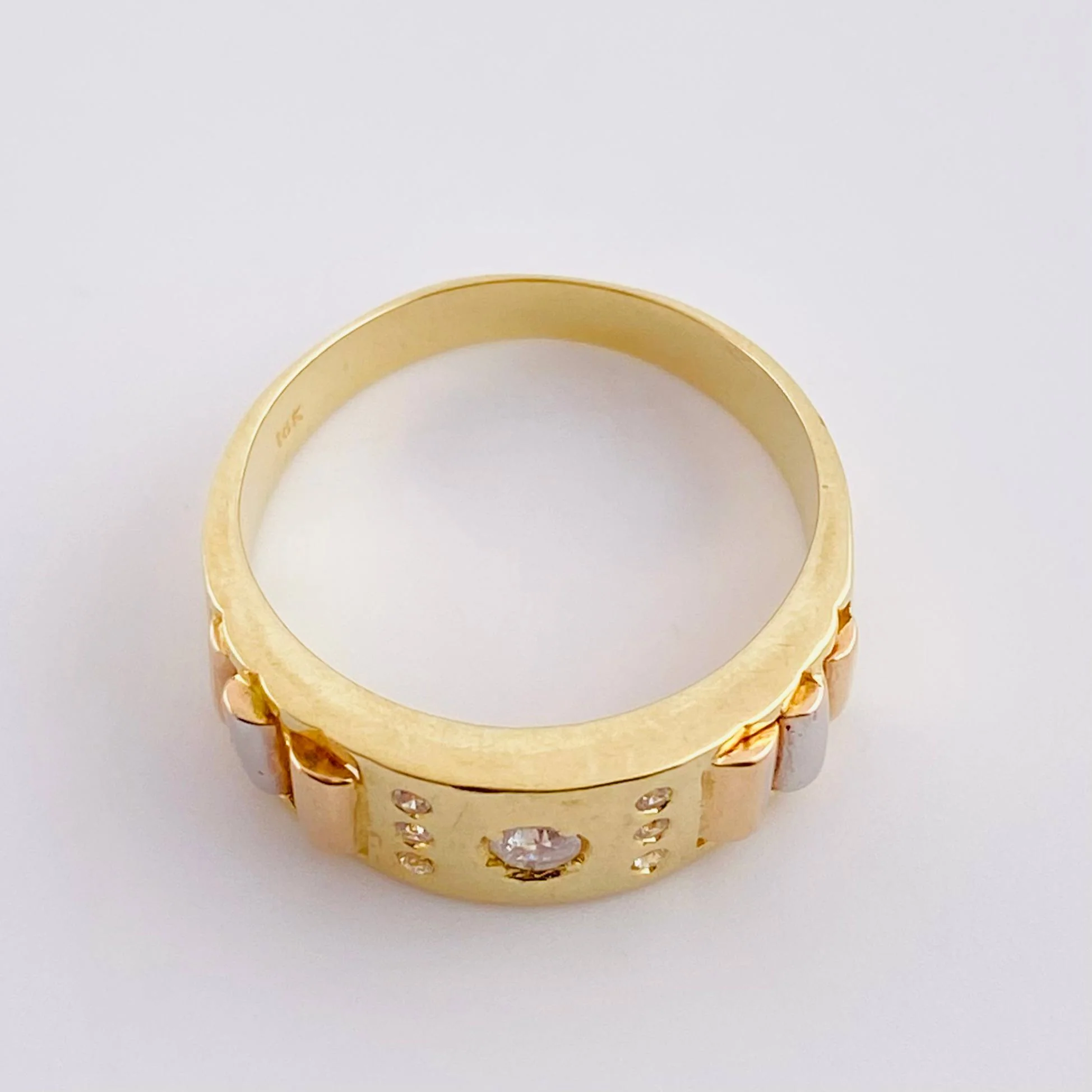 Anillo Solitario Bolumba 5.3g / T9 1/2 Tres Oros 18K - Image 3