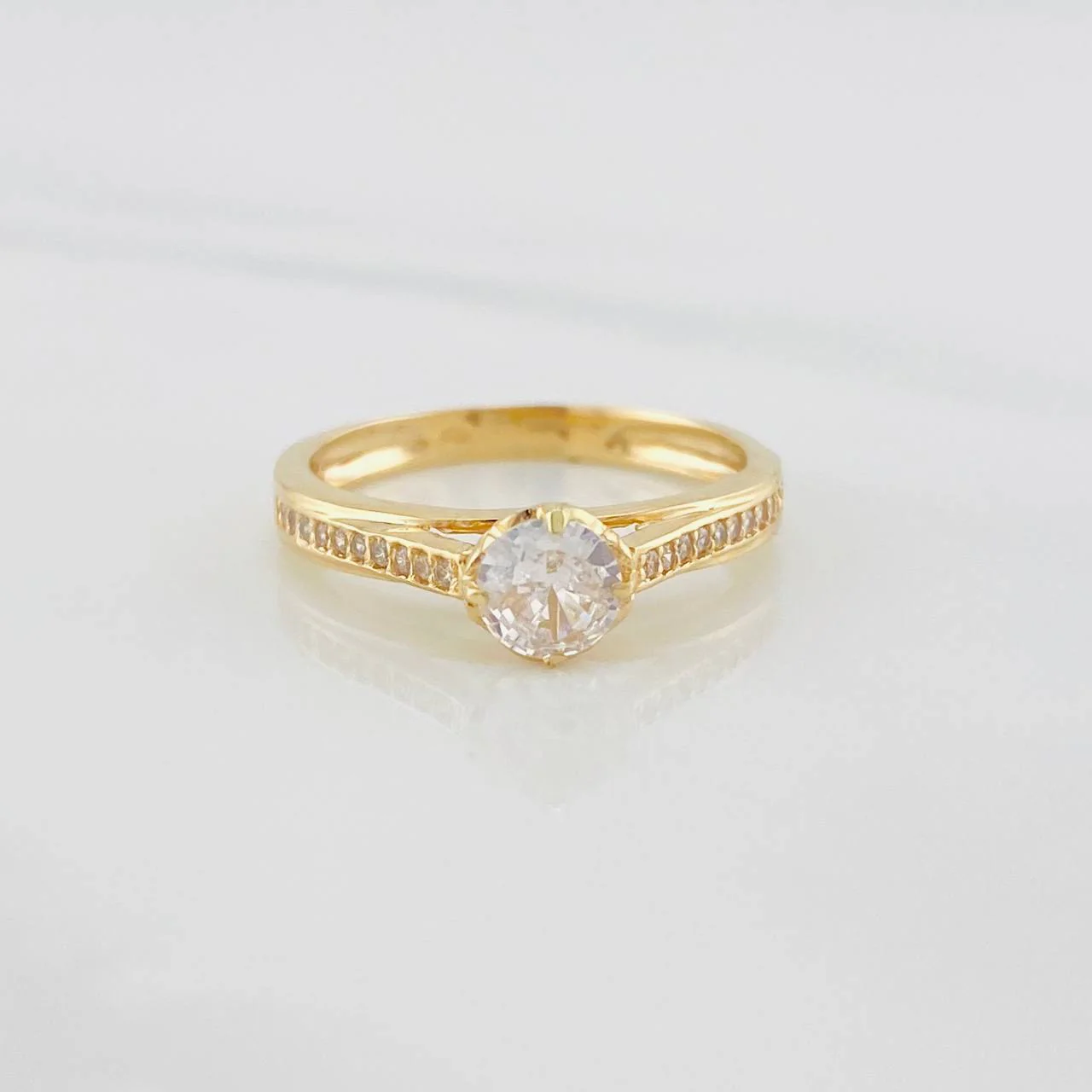 Anillo Solitario Churumbela Corazón 2.55g / T6 3/4 Oro Amarillo 18K