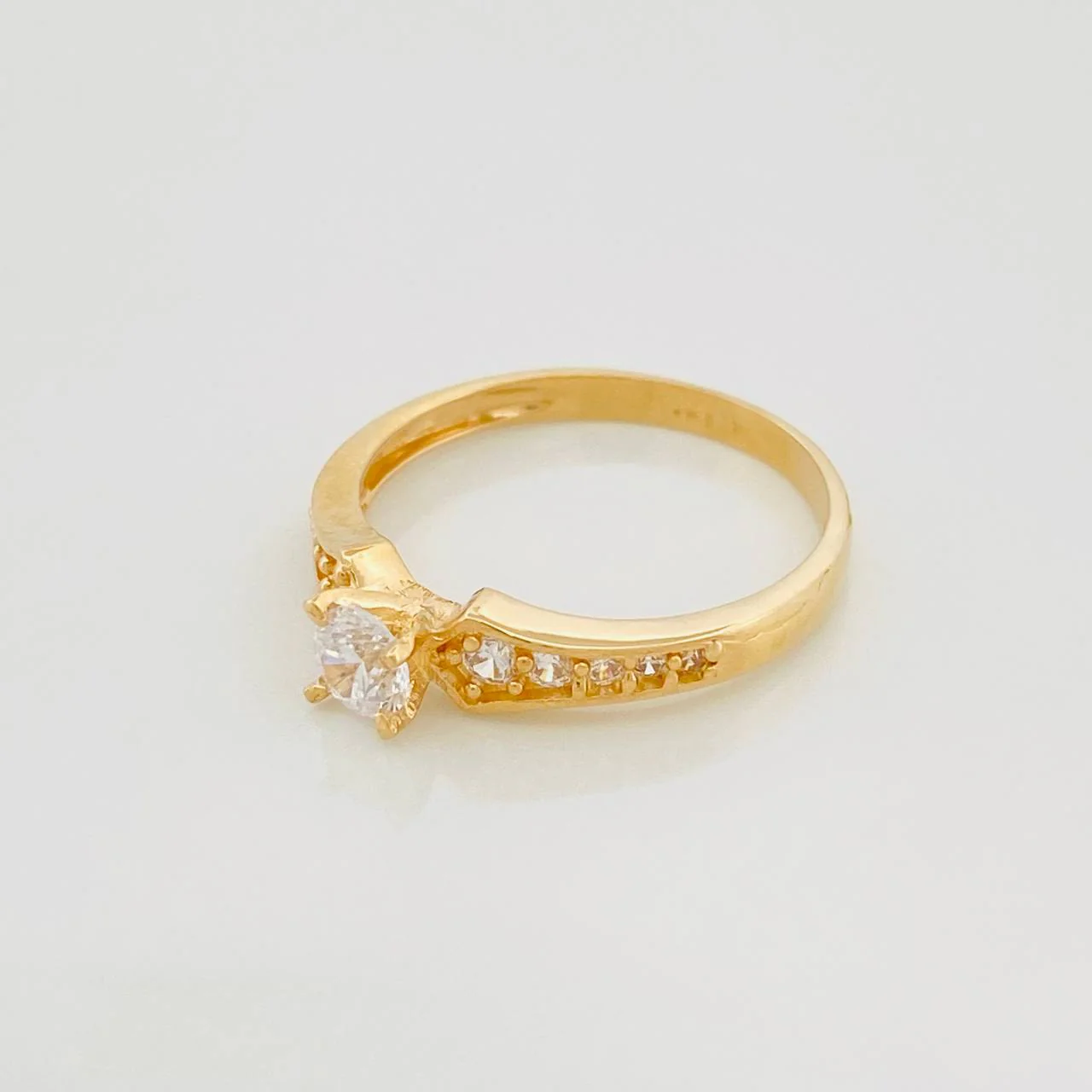 Anillo Solitario Corbatin 1.85 g / T5 3/4 Oro Amarillo 18K - Image 3