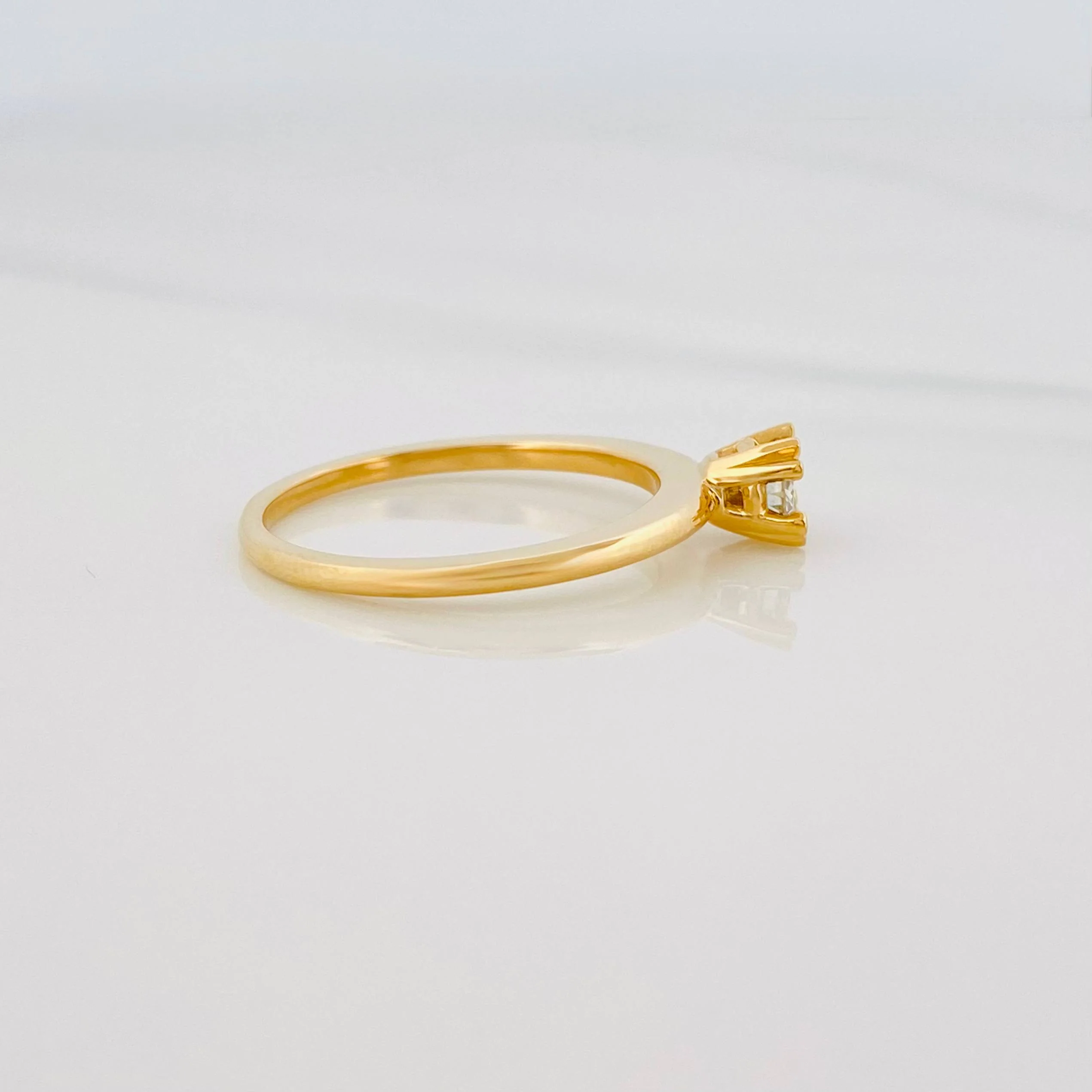 Anillo Solitario Diamante 24 Pts 2.8 g / T7 Oro Amarillo 18K - Image 4