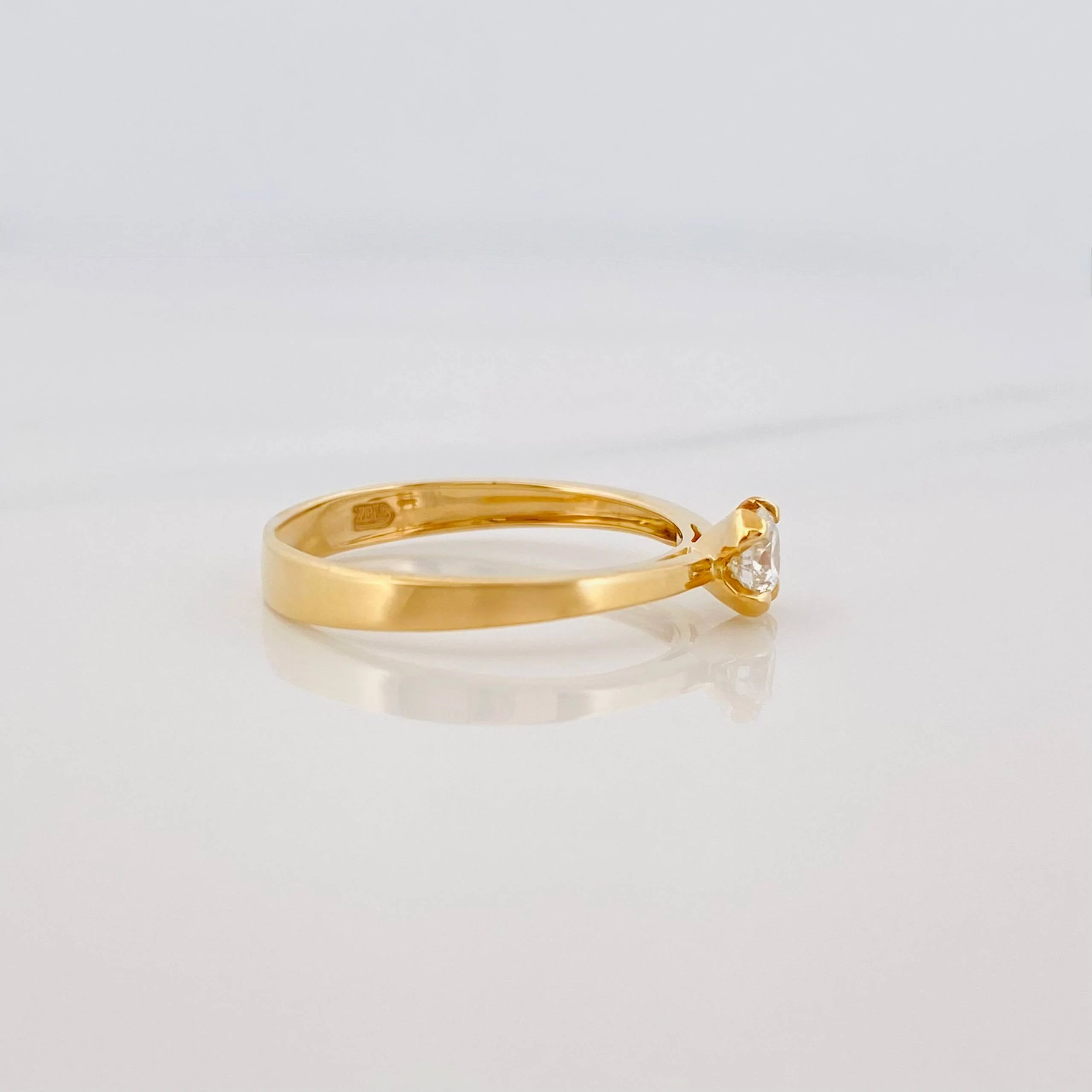 Anillo Solitario Diamante 25 Pts 1.7 g / T6 3/4 Oro Amarillo 18K - Image 3