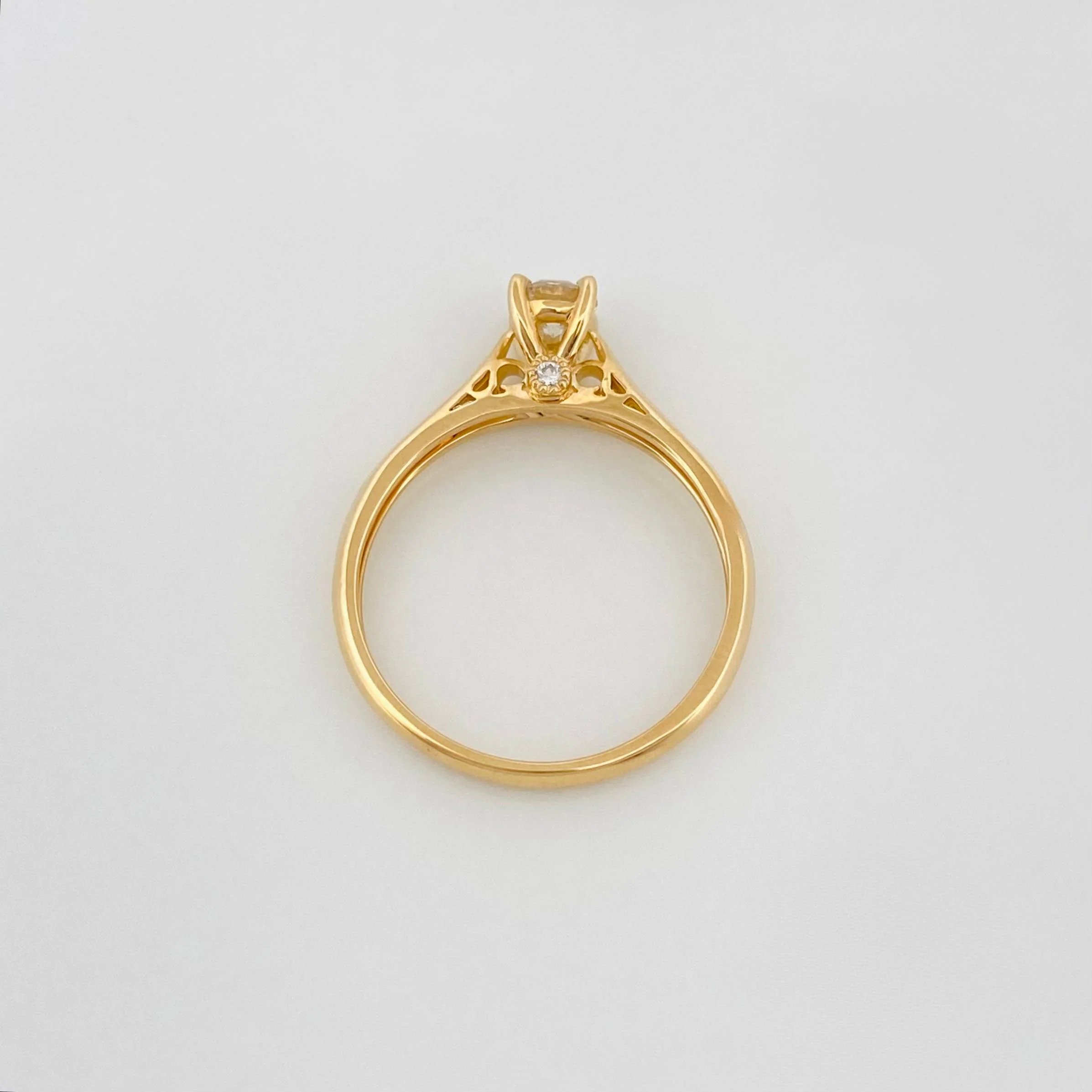 Anillo Solitario Diamantes 32Pts 2.3 g / T6 3/4 Oro Amarillo 18K - Image 3