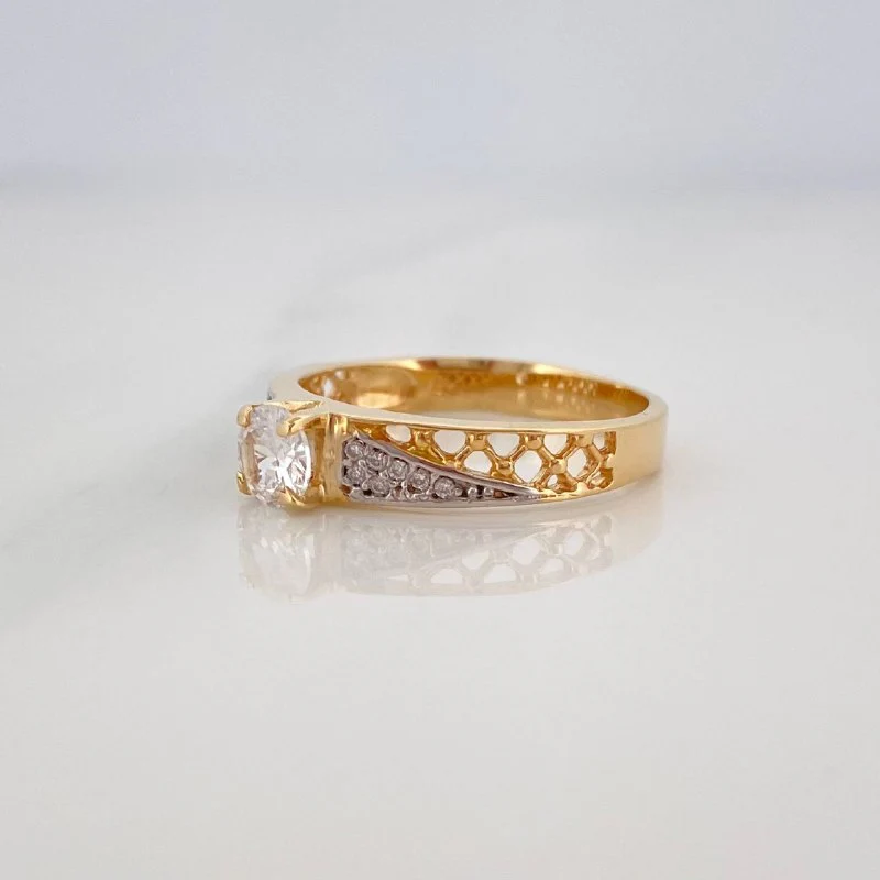 Anillo Solitario Enmallado 3.2 g / T7 Dos Oros Amarillo Blanco 18K - Image 2