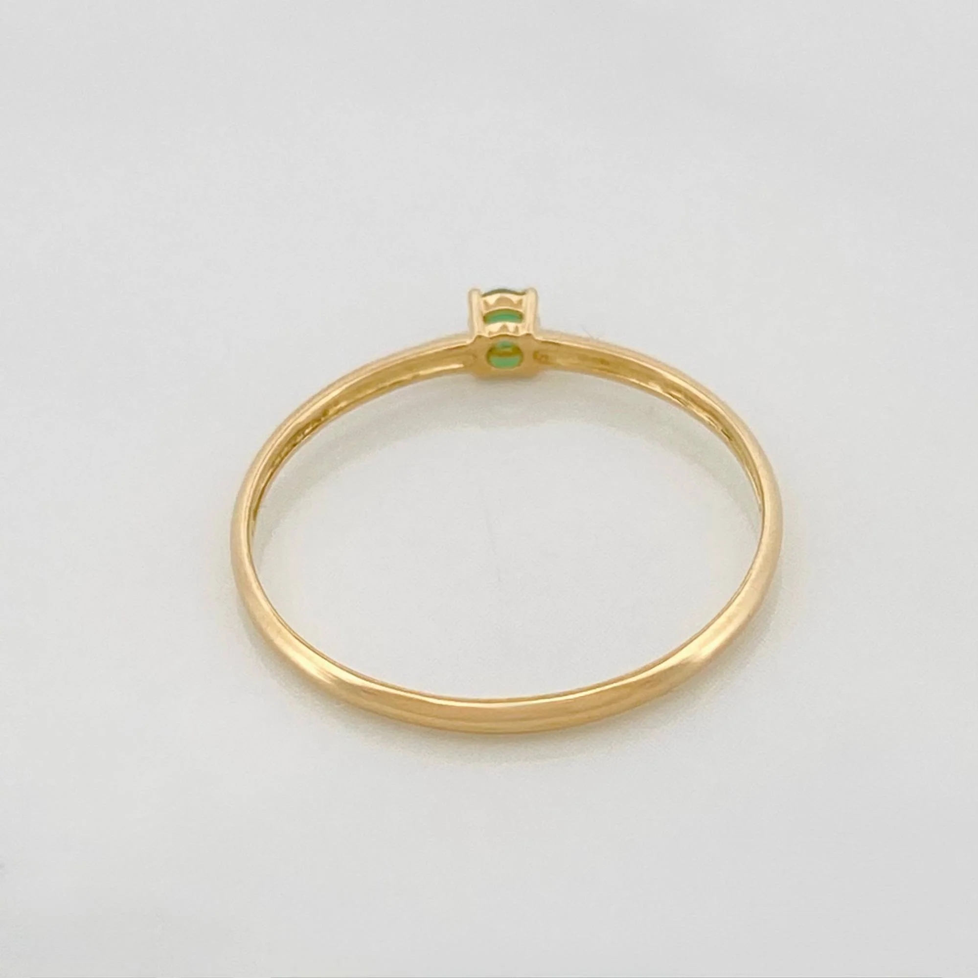 Anillo solitario esmeralda 0.5pts Esmeralda 1pts 0.9g / T7 Oro Amarillo 18K - Image 4