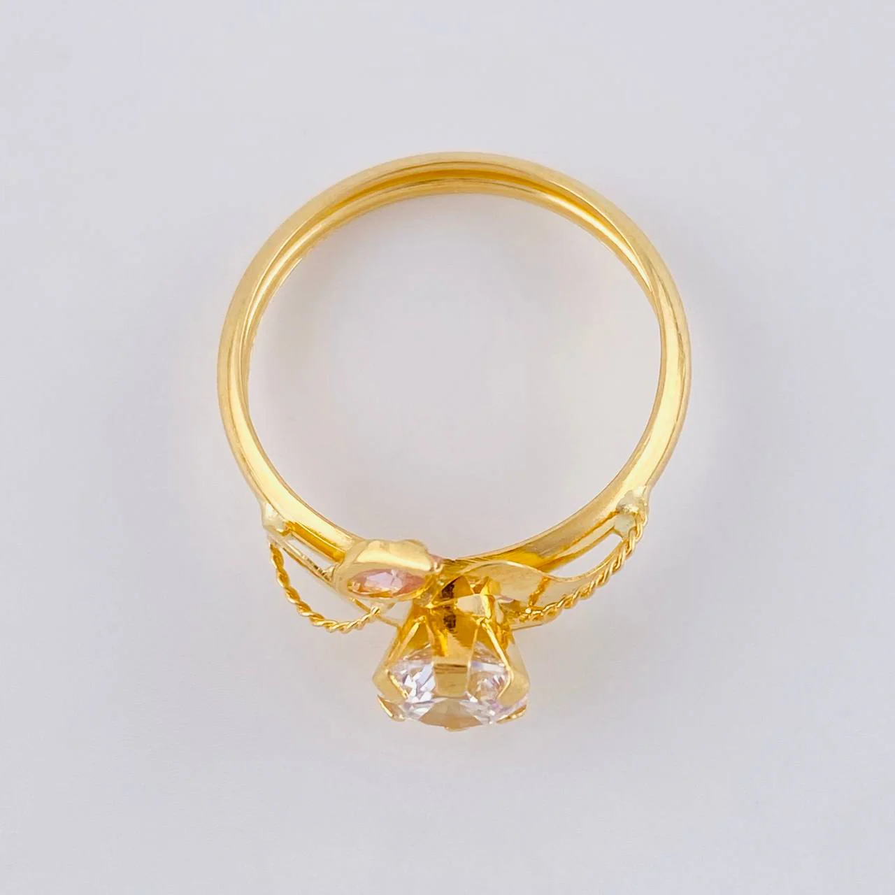Anillo Solitario Flor De Cristal 1.6 g / T6 3/4 Oro Amarillo 18K - Image 3