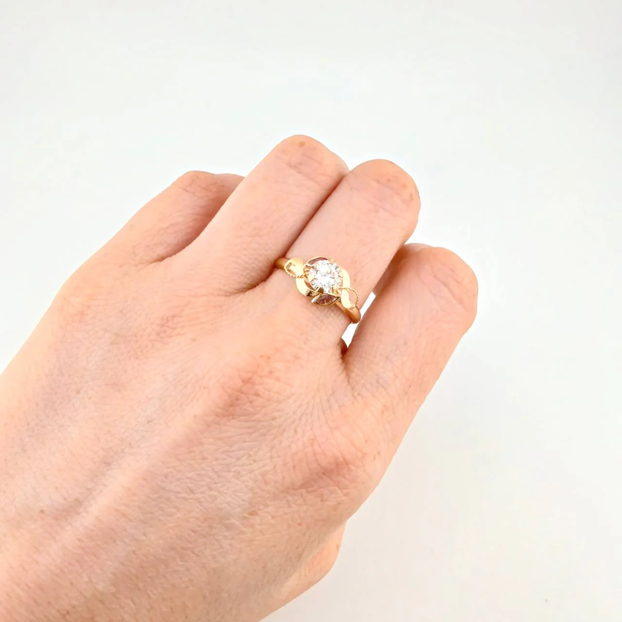 Anillo Solitario Flor De Cristal 1.75 g / T9 1/4 Oro Amarillo 18K - Image 4