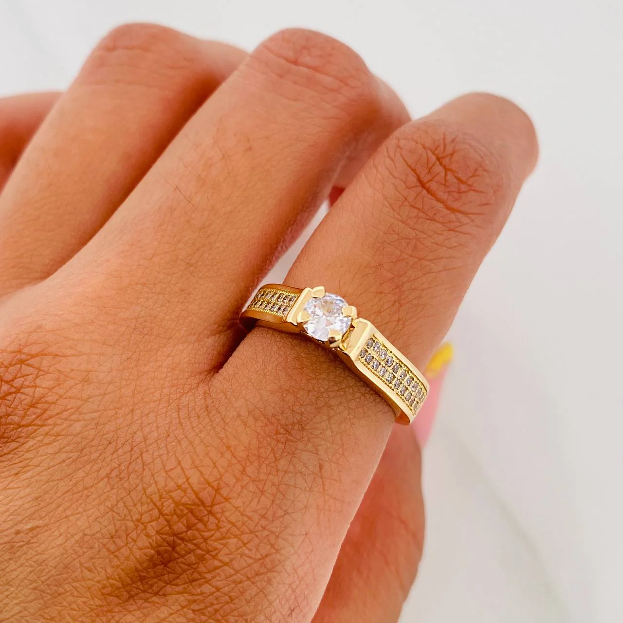 Anillo Solitario Linea Incrustada 4.3 g / T6 1/2 Oro Amarillo 18K - Image 5