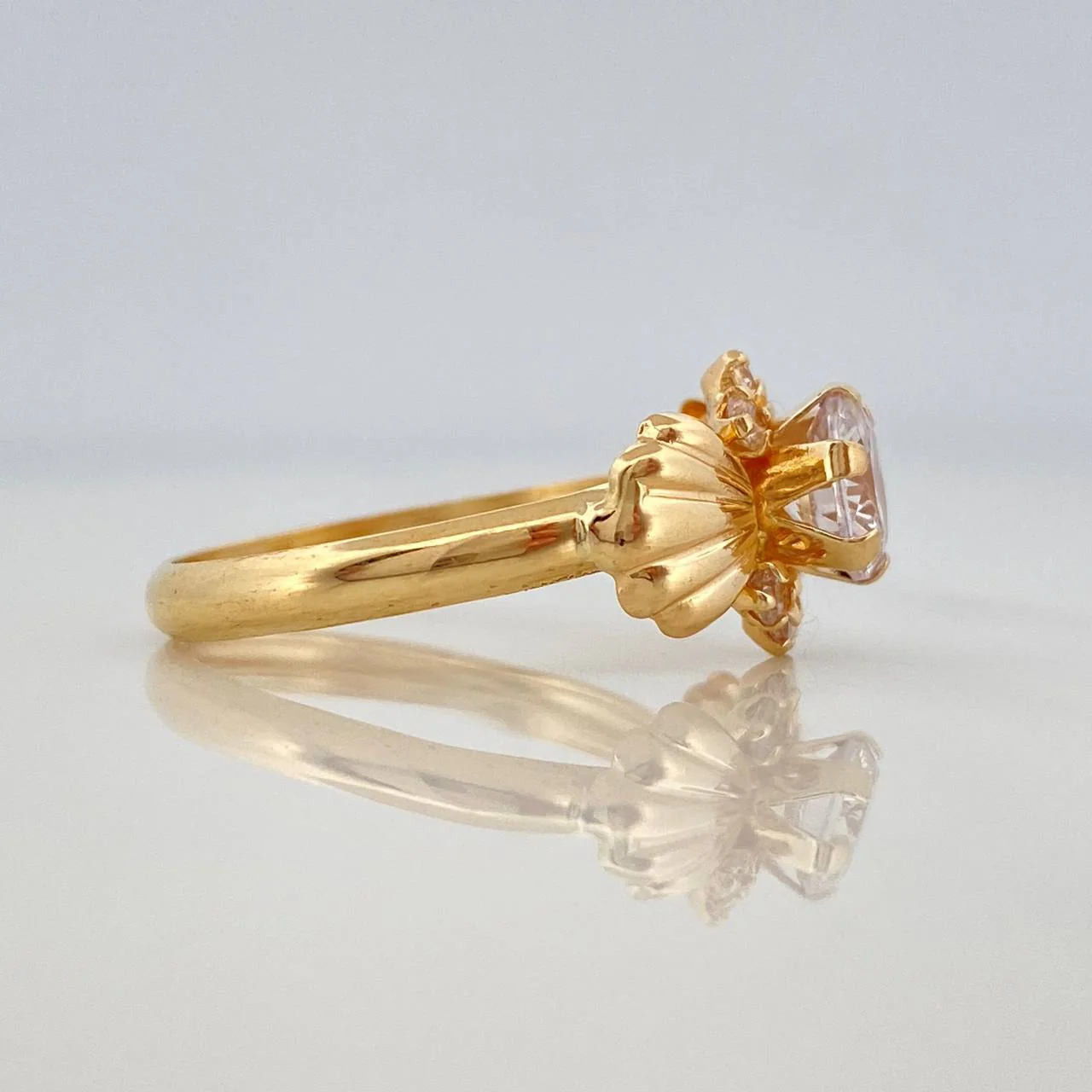 Anillo Solitario Moño 1.85 g / T7 Oro Amarillo 18K - Image 3