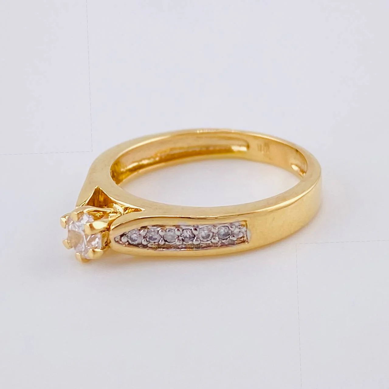 Anillo Solitario Puente 3.5 g / T6 Oro Amarillo 18K - Image 2