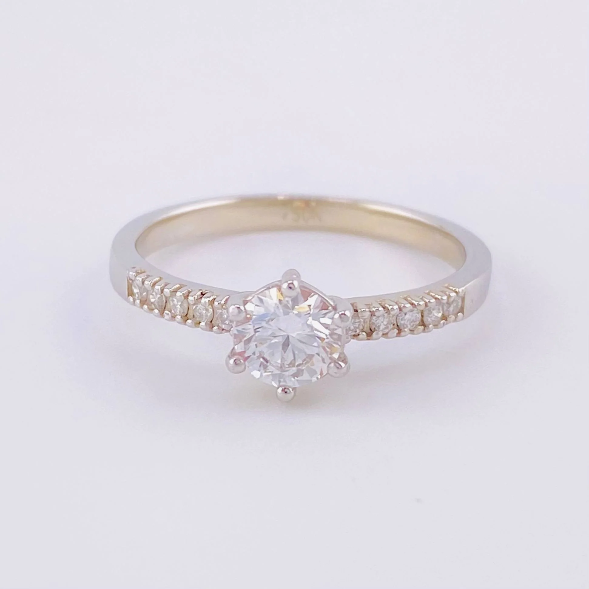 Anillo Solitario Seis Garras Diamantes 9pts 2.5g / T6 3/4 Oro Blanco 18K