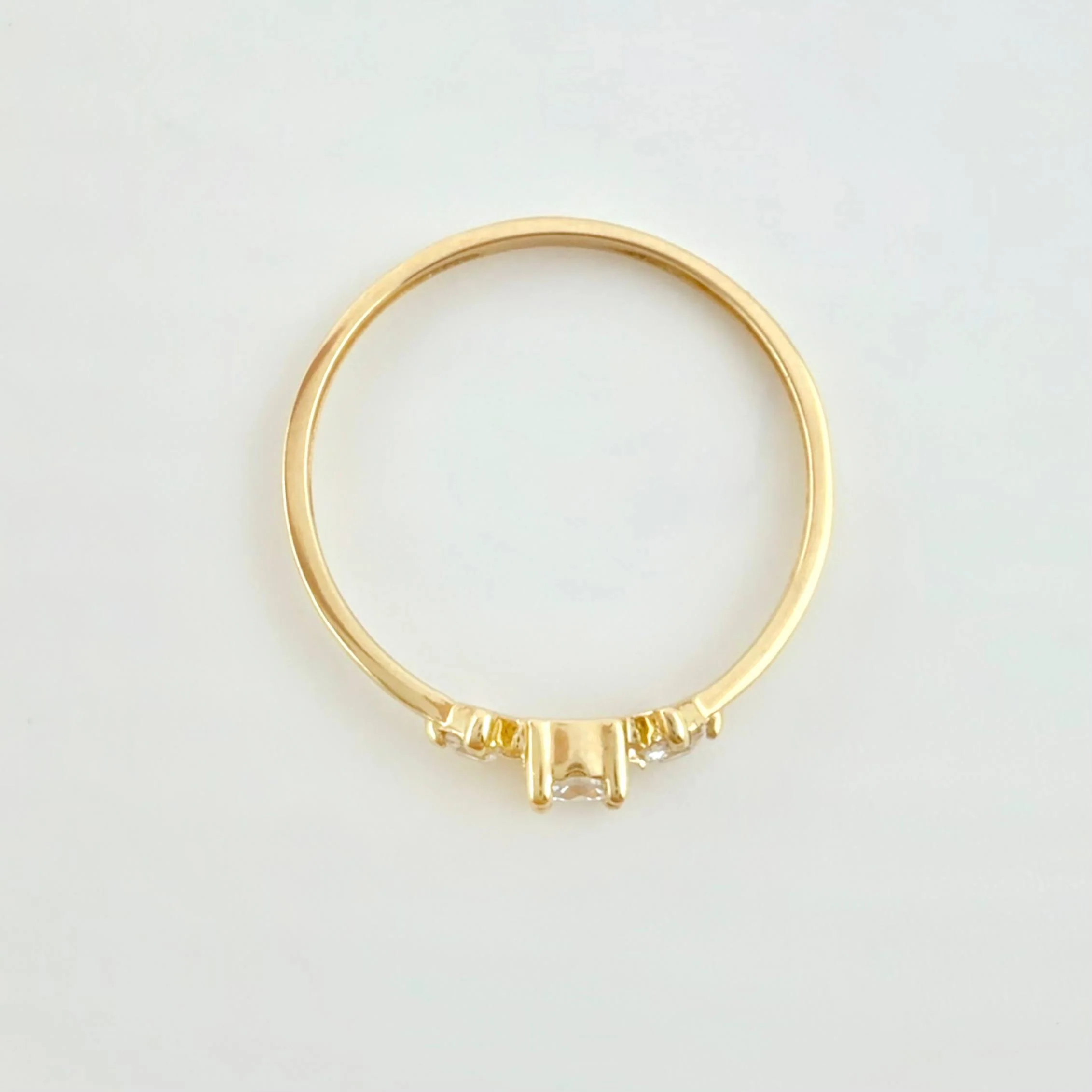 Anillo Solitario Trio 0.8gr / T5 3/4 / Oro Amarillo 18K - Image 3