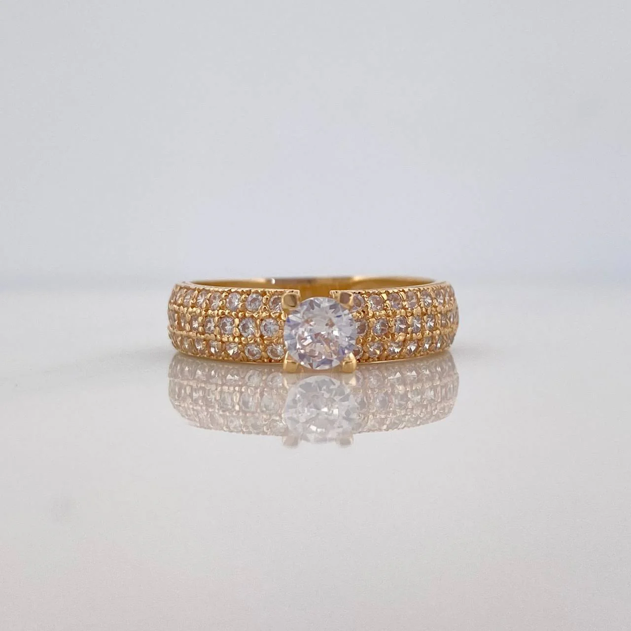 Anillo Solitario Tupido 3.15 g / T6 1/2 Oro Amarillo 18K