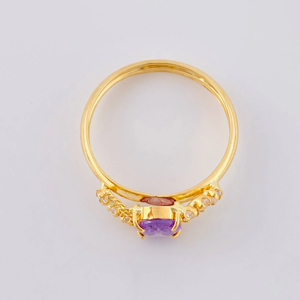 Anillo Solitario Violeta Real 1.85 g / T8 3/4 Oro Amarillo 18K - Image 3