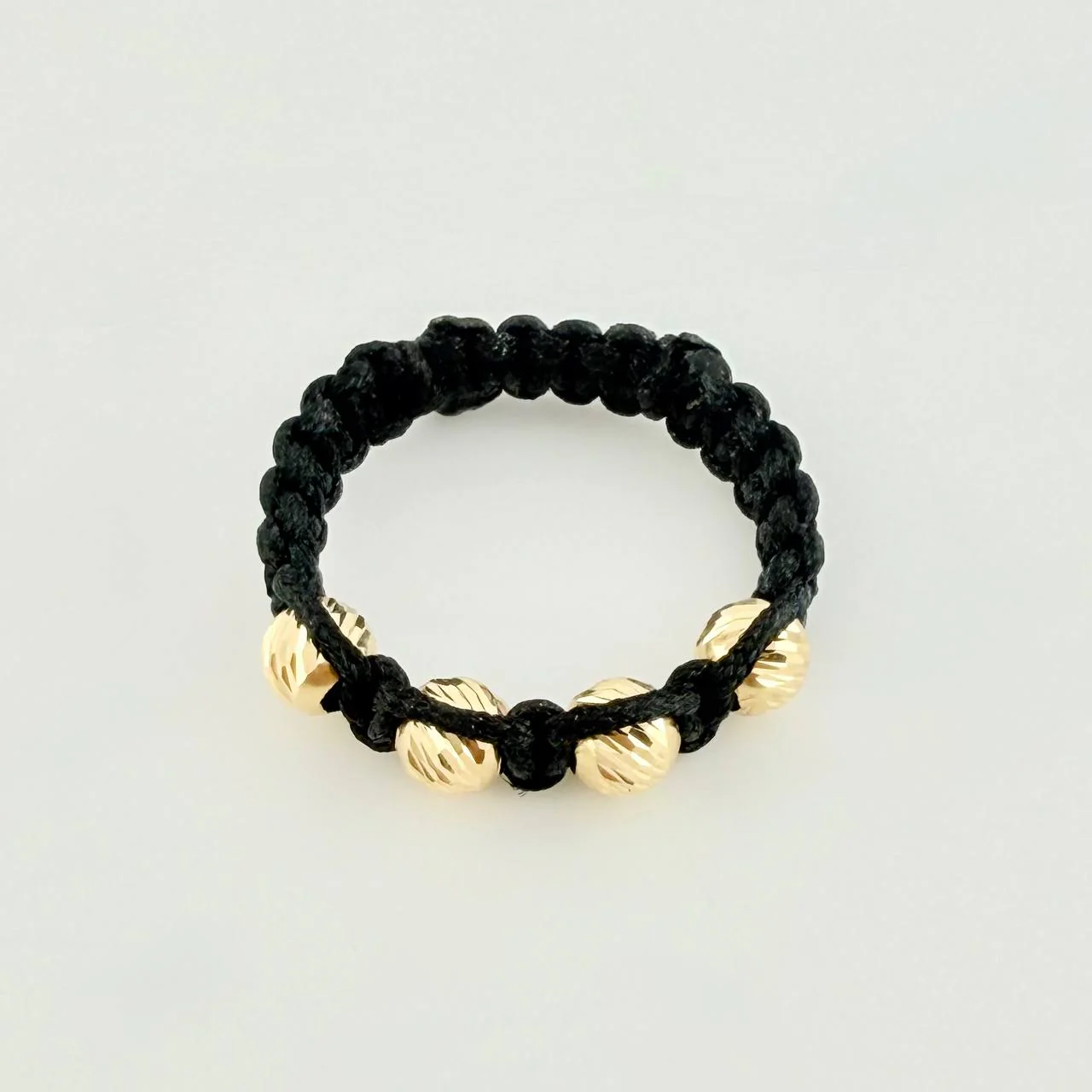 Anillo Tejido Negro Bolas Diamantadas 0.5 g / T7 3/4 Oro Amarillo 18K - Image 2
