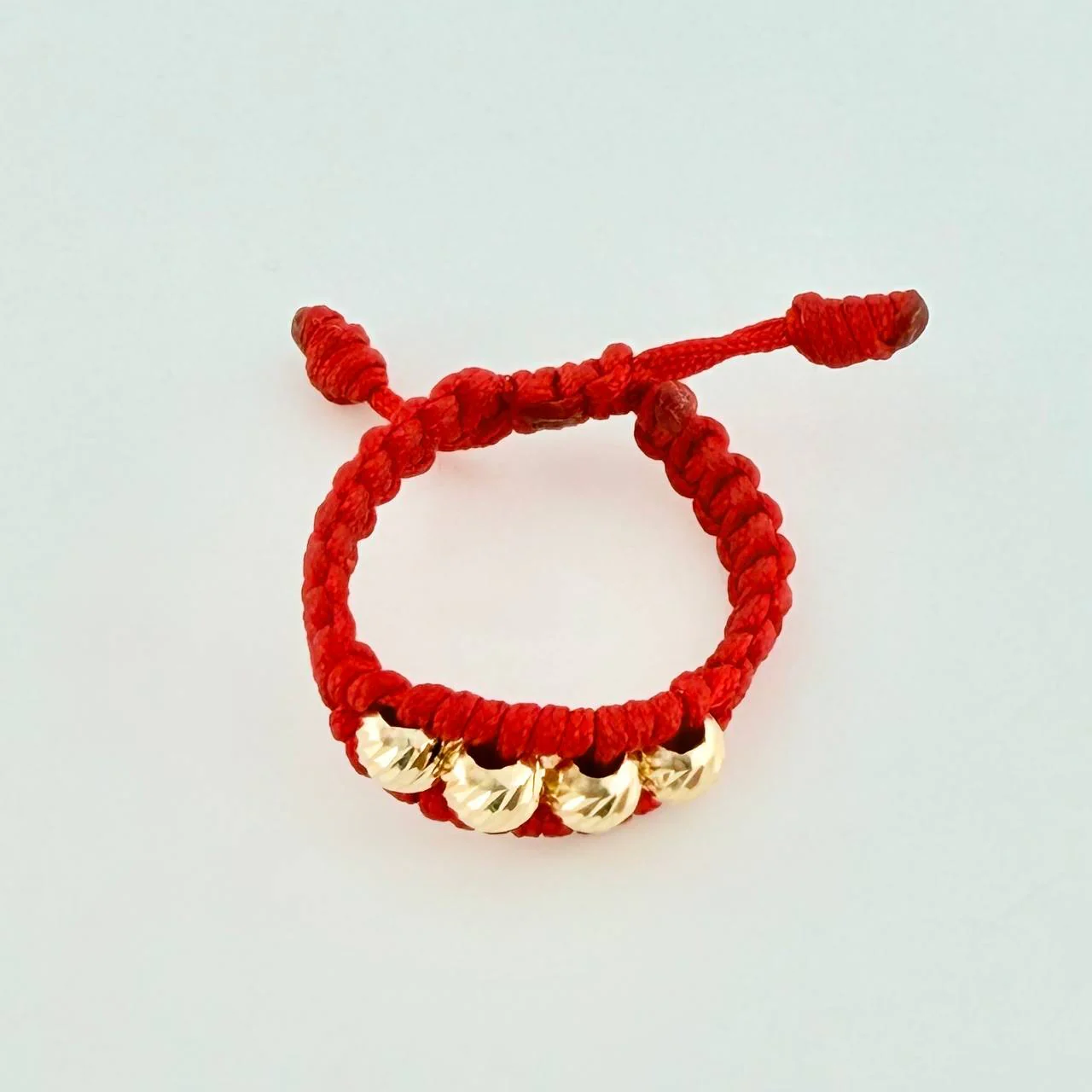 Anillo Tejido Rojo Bolas Diamantadas 0.4 g / T5 Oro Amarillo 18K - Image 2