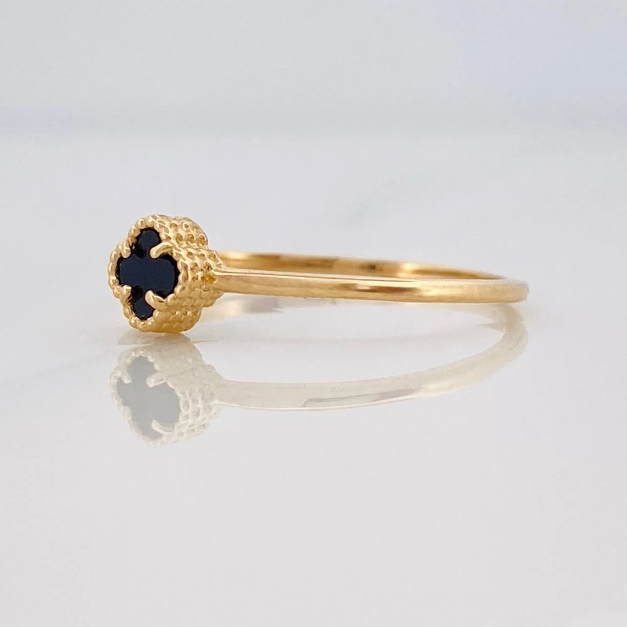 Anillo Trebol 1.25g / T7 3/4 Oro Amarillo 18K - Image 3
