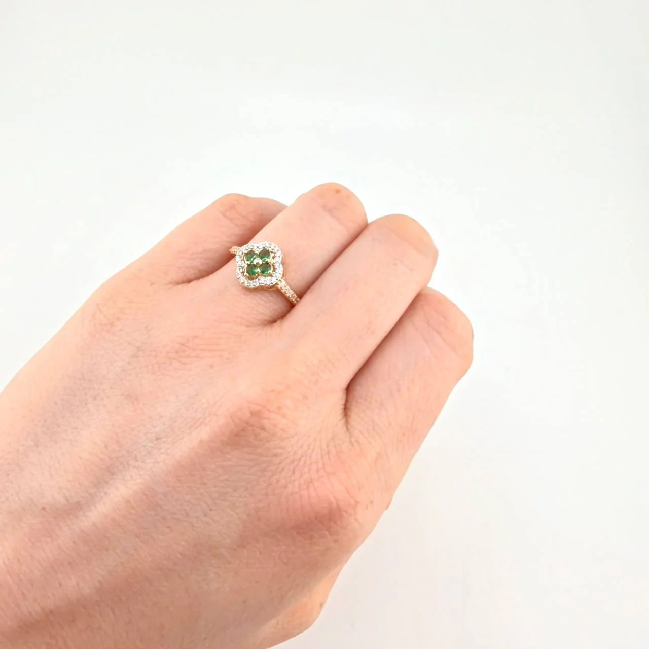 Anillo Trebol 2.85 g / T6 1/2 Oro Amarillo 18K - Image 2