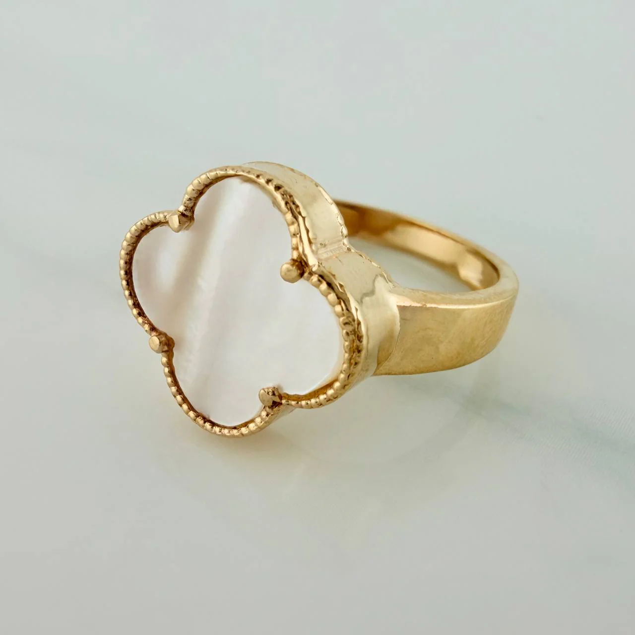 Anillo Trebol 4.05gr / T7 3/4 / Oro Amarillo Nac Esp 18K - Image 2