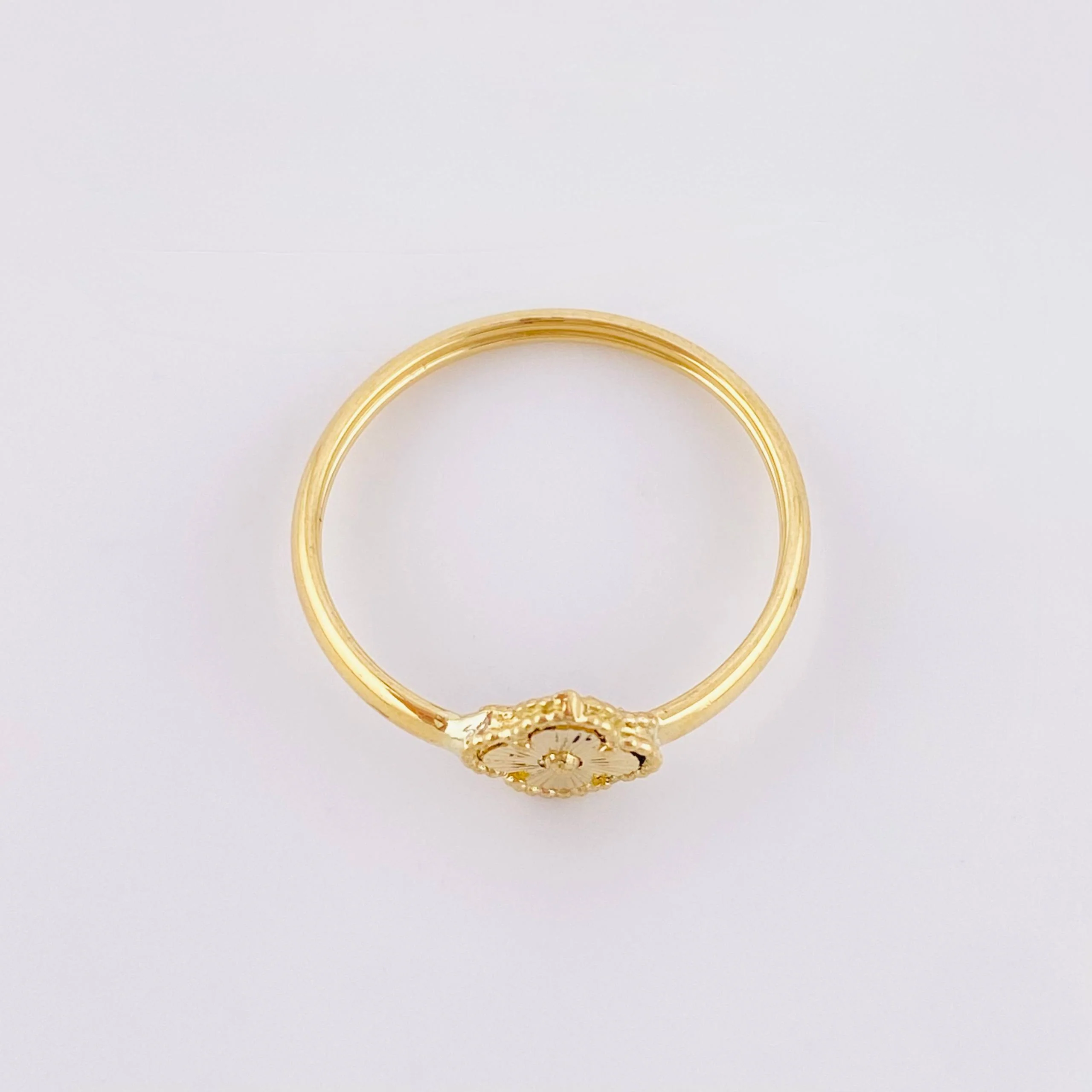 Anillo Trebol Diamantado 1.1gr / T6 / Oro Amarillo Nac.Esp. 18K - Image 2