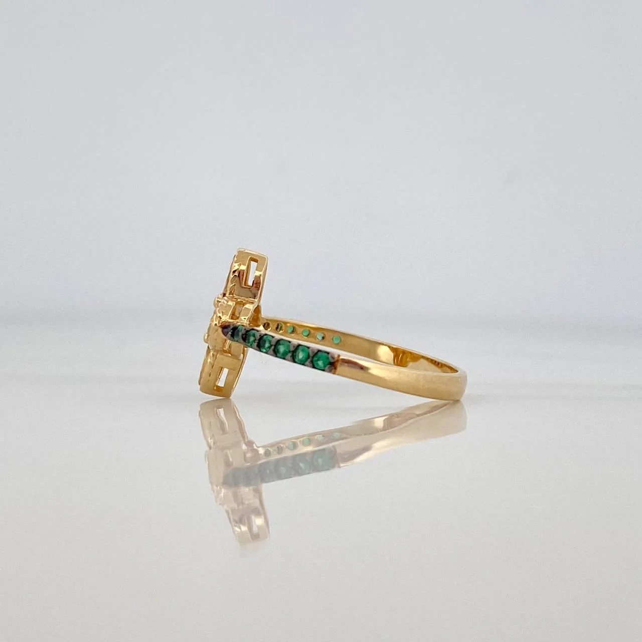 Anillo Trebol Puntas 2.05 g / T6 1/2 Dos Oros Negro Amarillo 18K - Image 3