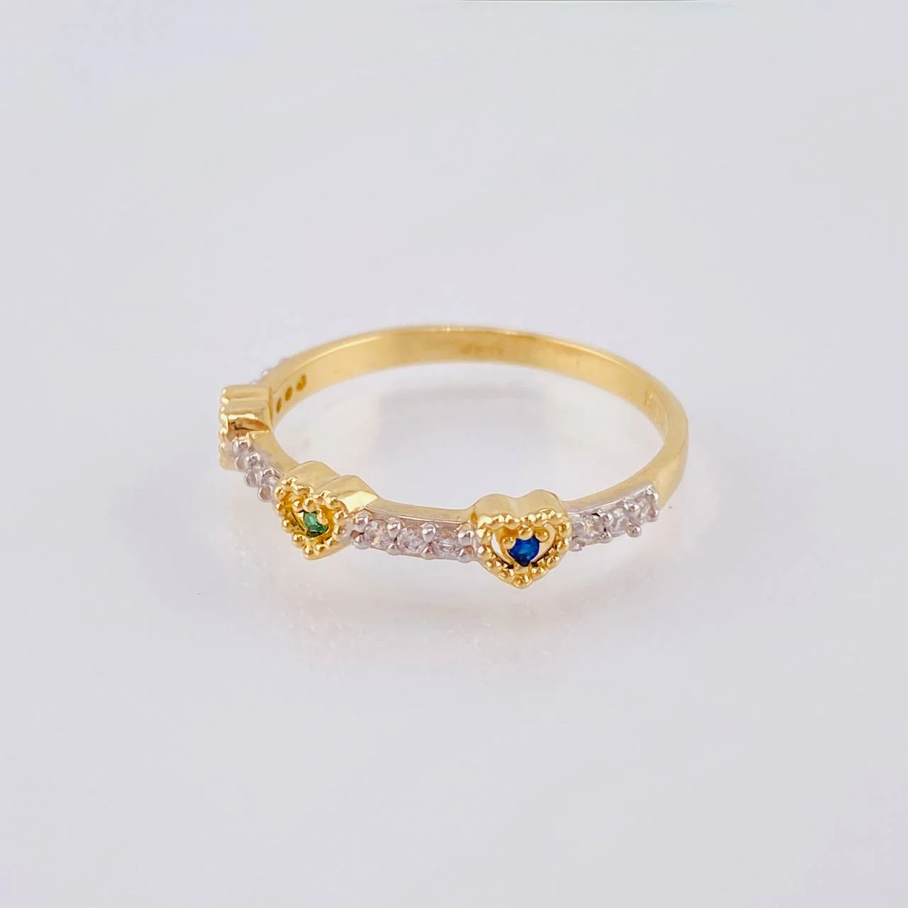 Anillo Trio De Corazones 2.05 g / T7 1/2 Oro Amarillo 18K - Image 2
