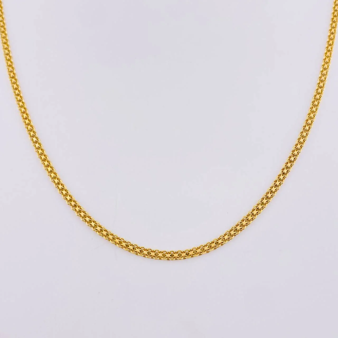 Cadena China 4.25 g / 45.3 cm / 2.1 mm Oro Amarillo 18K
