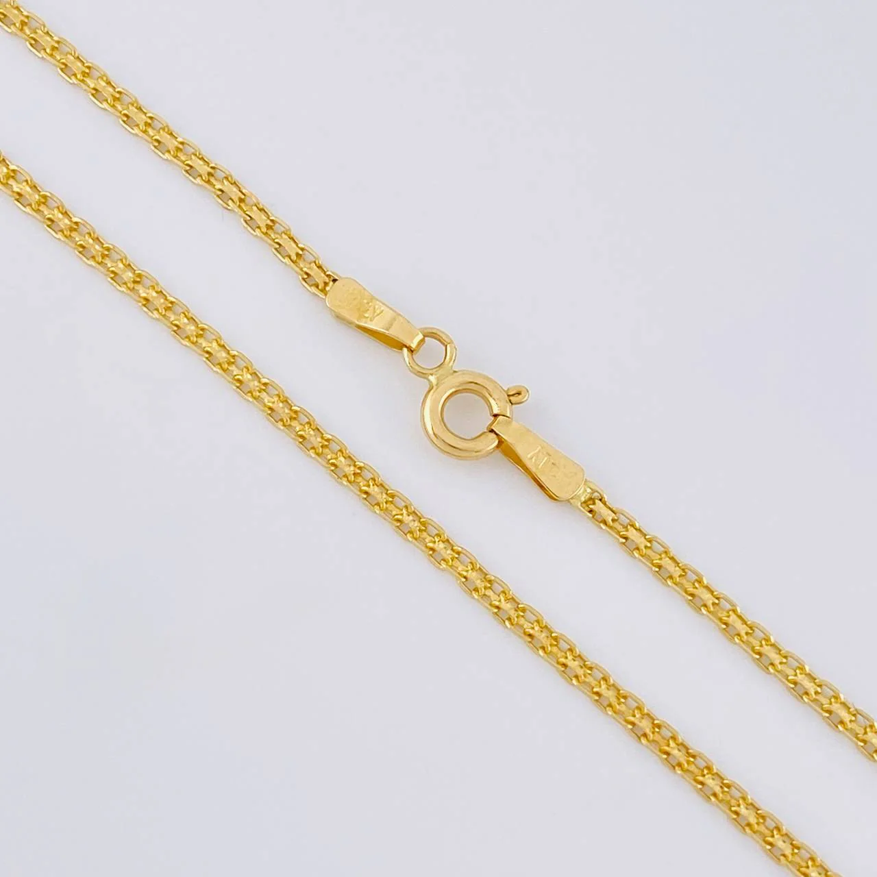 Cadena China 5.65 g / 45.4 cm / 2.4 mm Oro Amarillo 18K - Image 4
