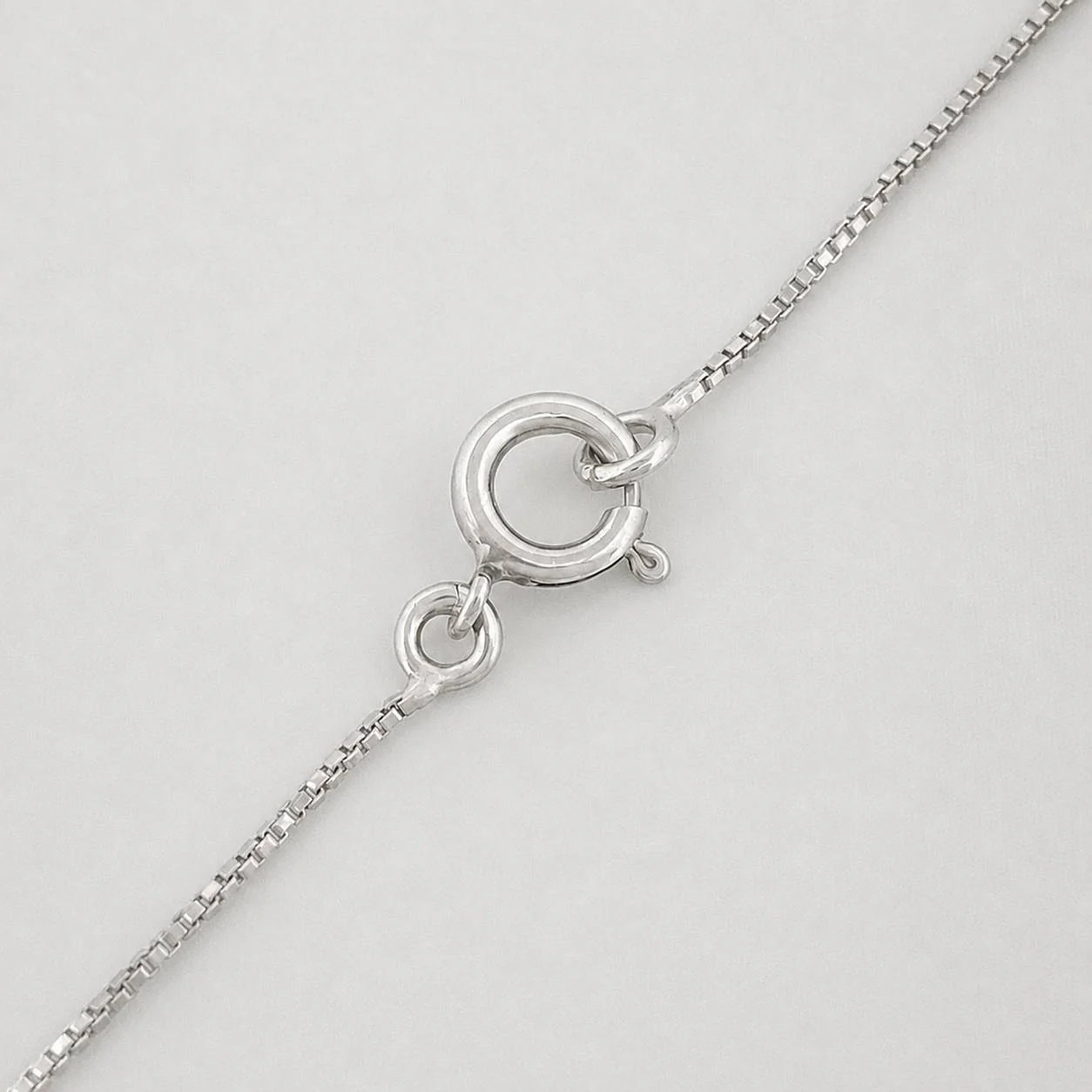Cadena Cuadrado Esmeralda 1.62 Qts 2.5 g / 48 cm / 0.7 mm Plata 925 - Image 3