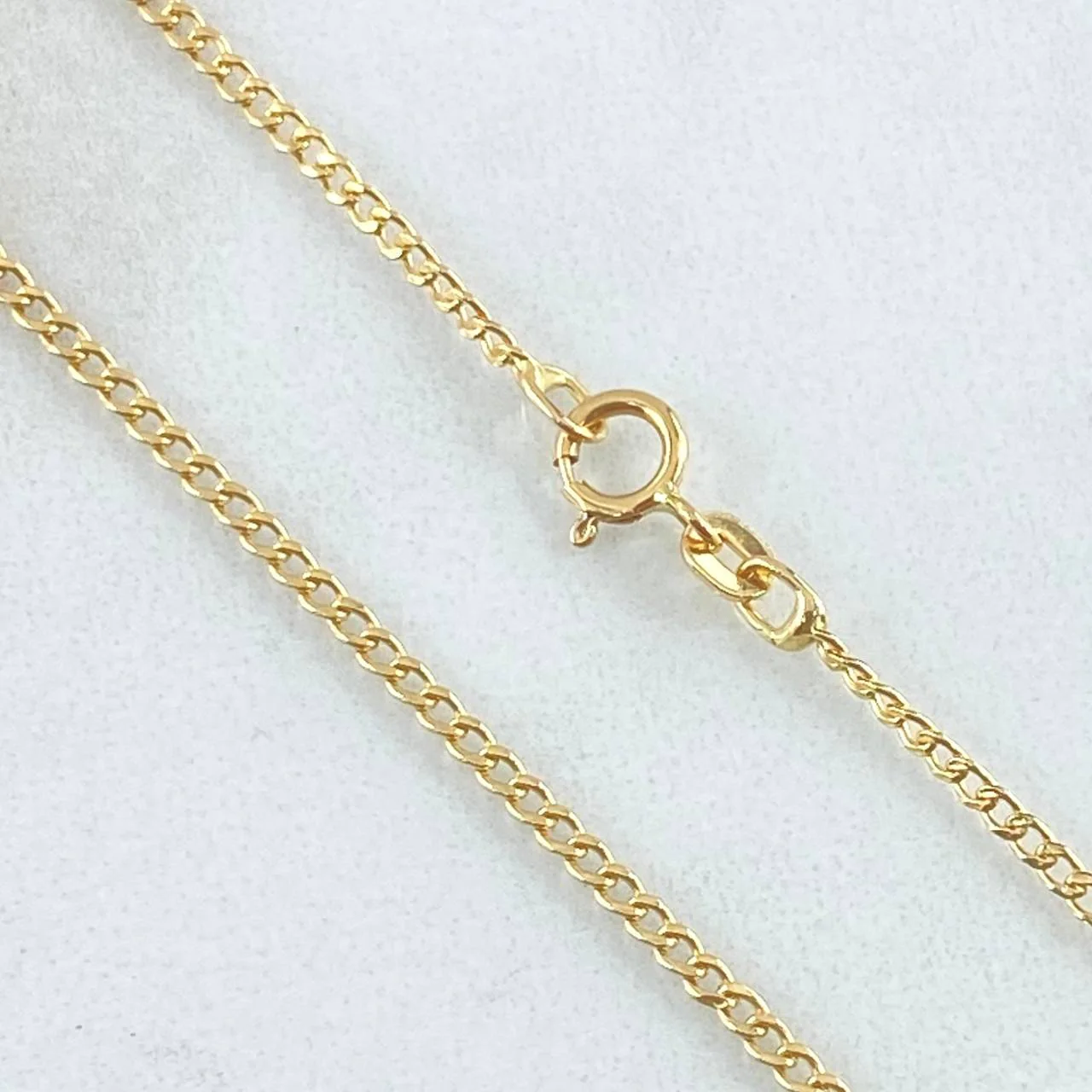 Cadena Cubana 1.35 g / 49.7 cm / 1.6 mm Oro Amarillo 18K - Image 2